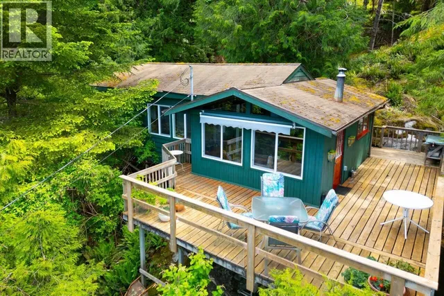 847 CAPTAIN'S WAY, Bowen Island 2