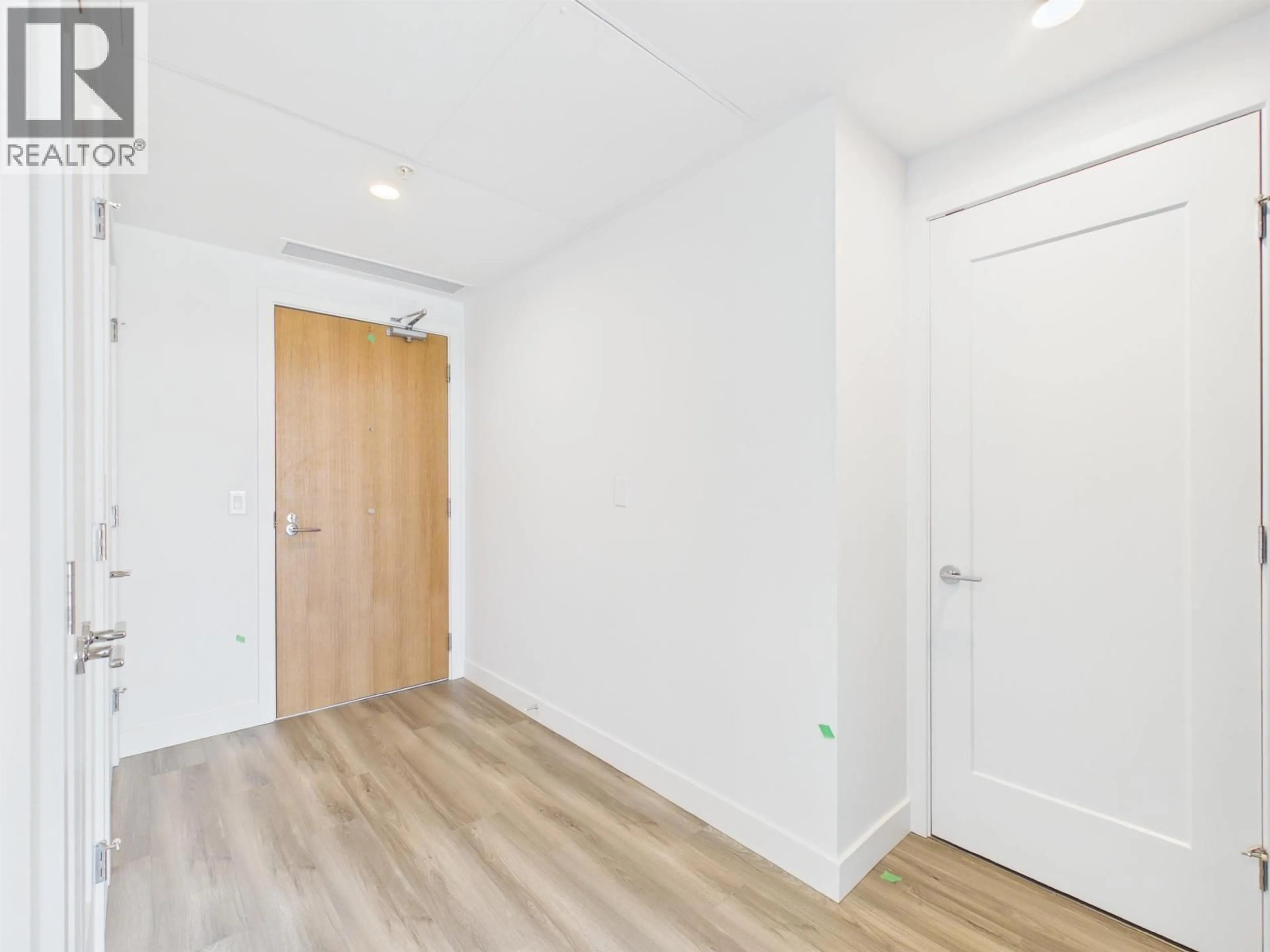 Unknown for 2704 - 2381 BETA AVENUE, Burnaby British Columbia V5C5M8