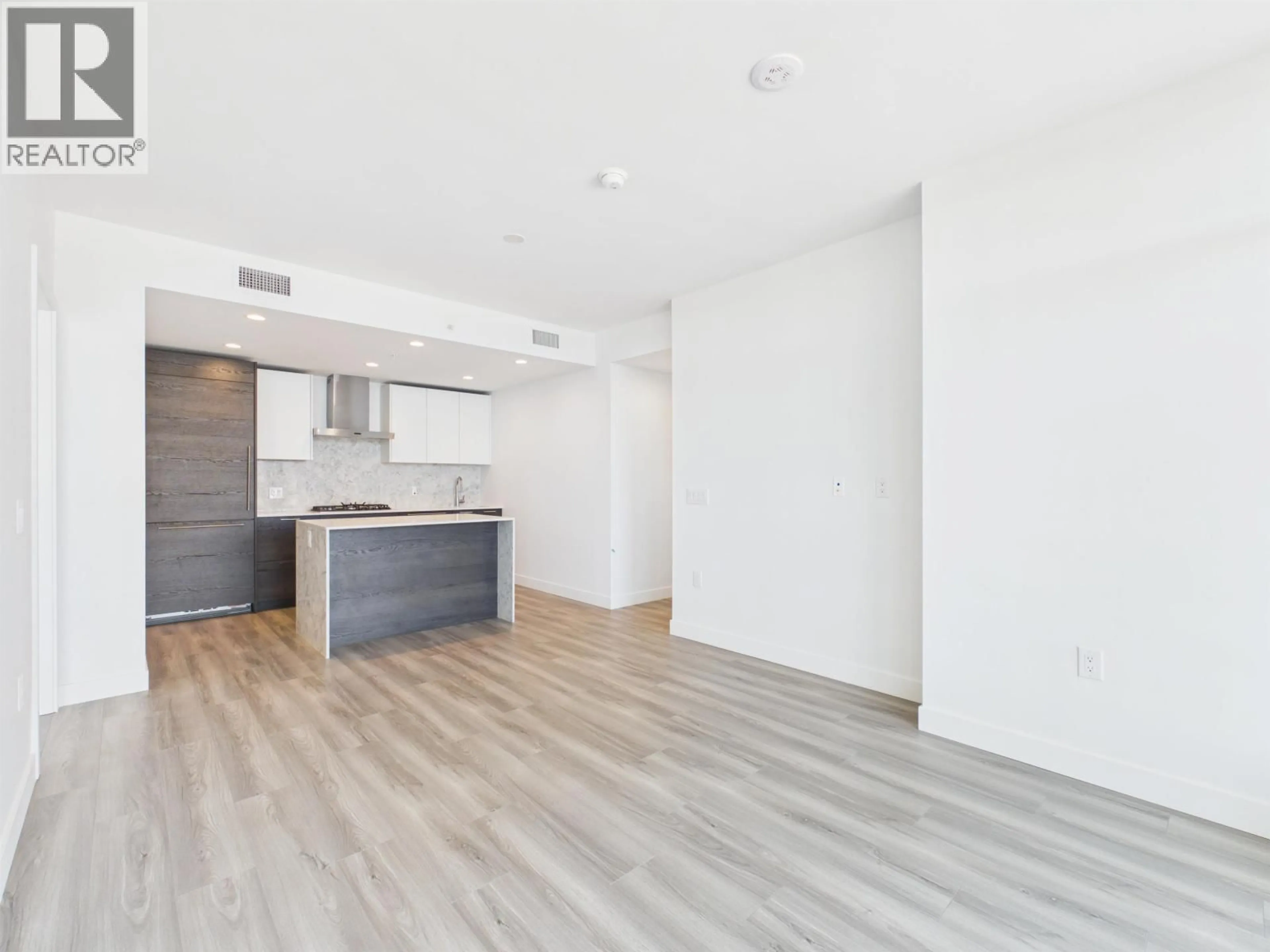 Unknown for 2704 - 2381 BETA AVENUE, Burnaby British Columbia V5C5M8