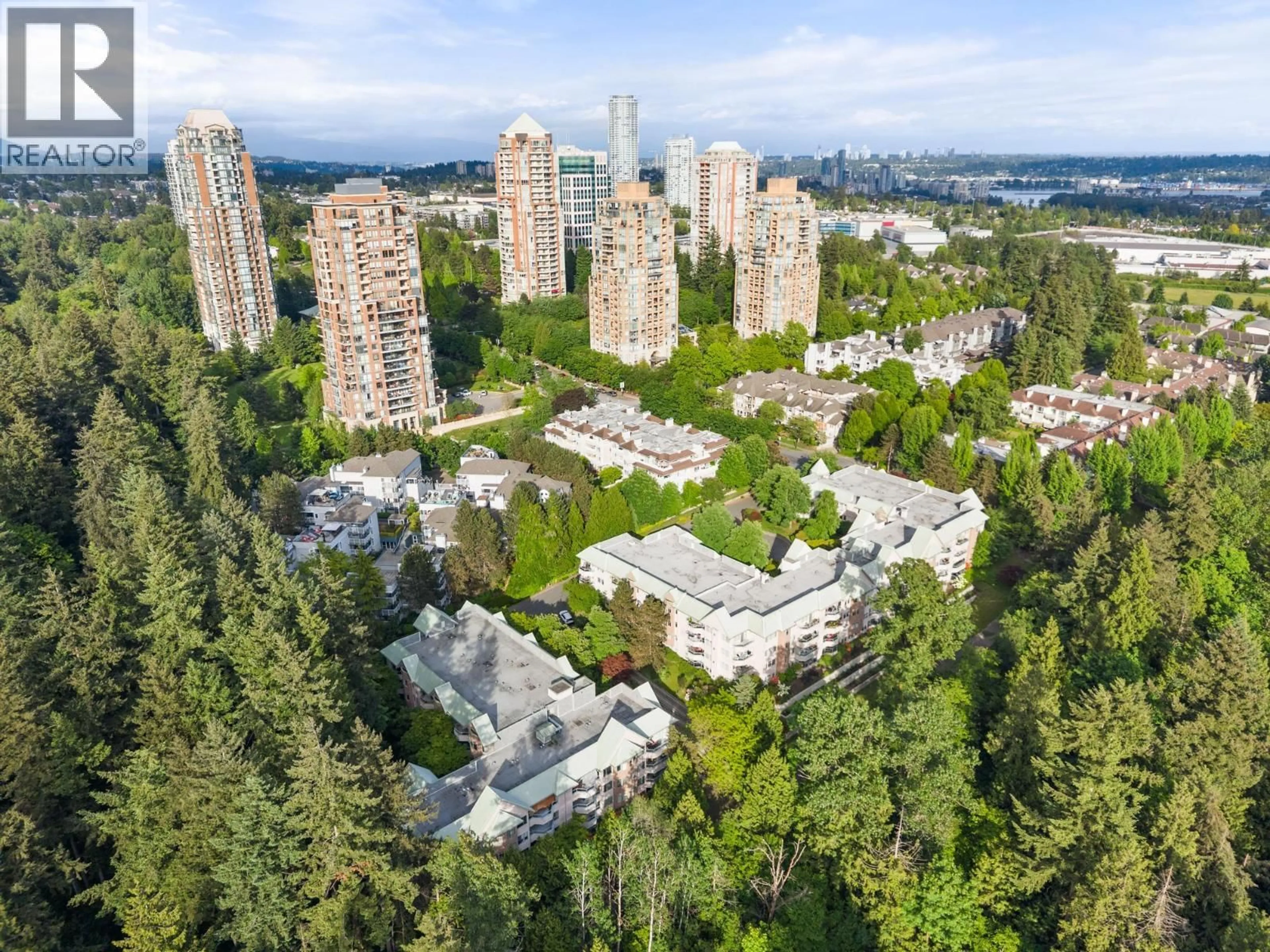 A pic from outside/outdoor area/front of a property/back of a property/a pic from drone, city buildings view from balcony for 410 - 6737 STATION HILL COURT, Burnaby British Columbia V3N4V2