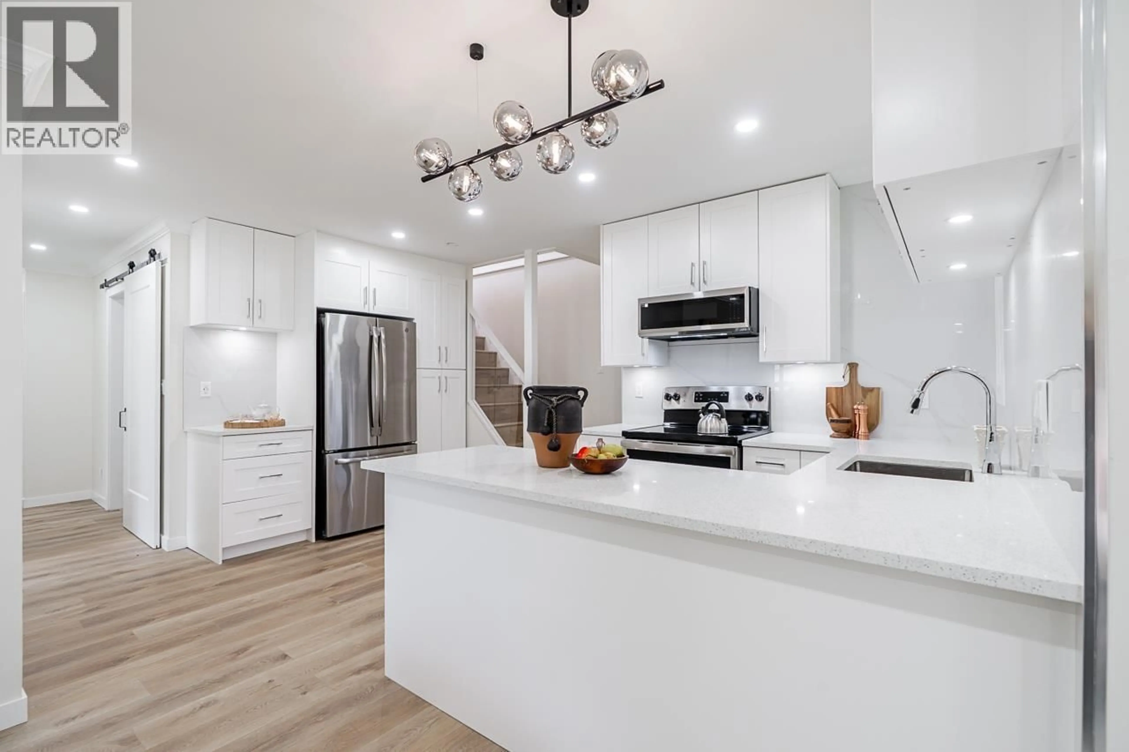 Open concept kitchen, unknown for 2520 GORDON AVENUE, Port Coquitlam British Columbia V3C2K4