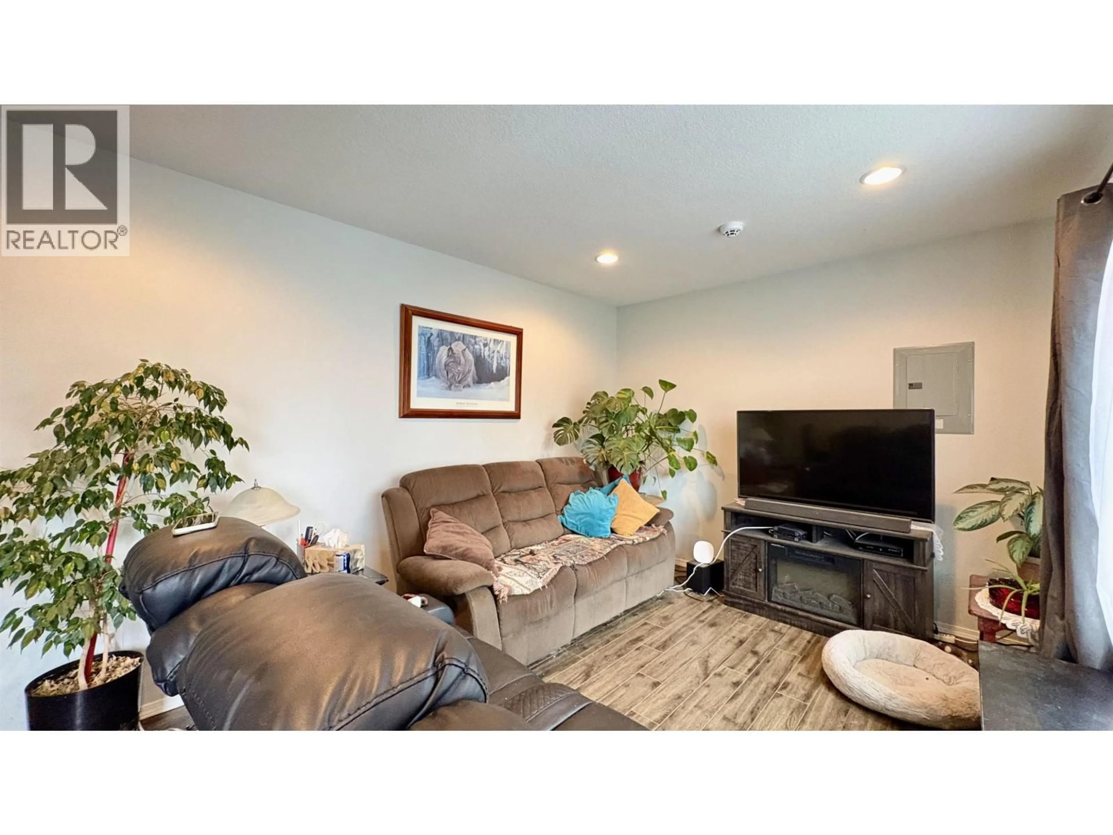 Living room with furniture, unknown for 2205 REDWOOD STREET, Prince George British Columbia V2L2N5