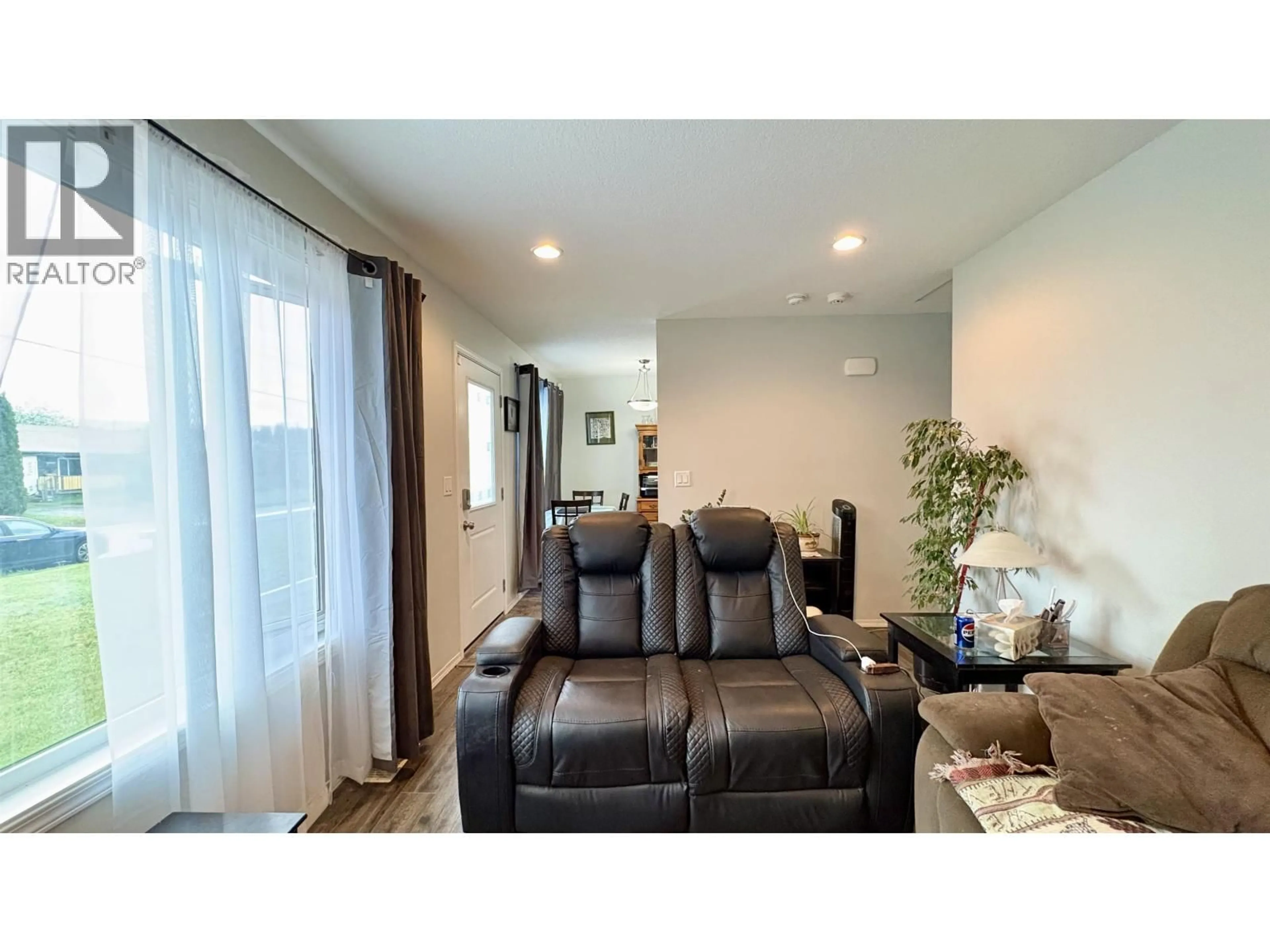 Living room with furniture, unknown for 2205 REDWOOD STREET, Prince George British Columbia V2L2N5