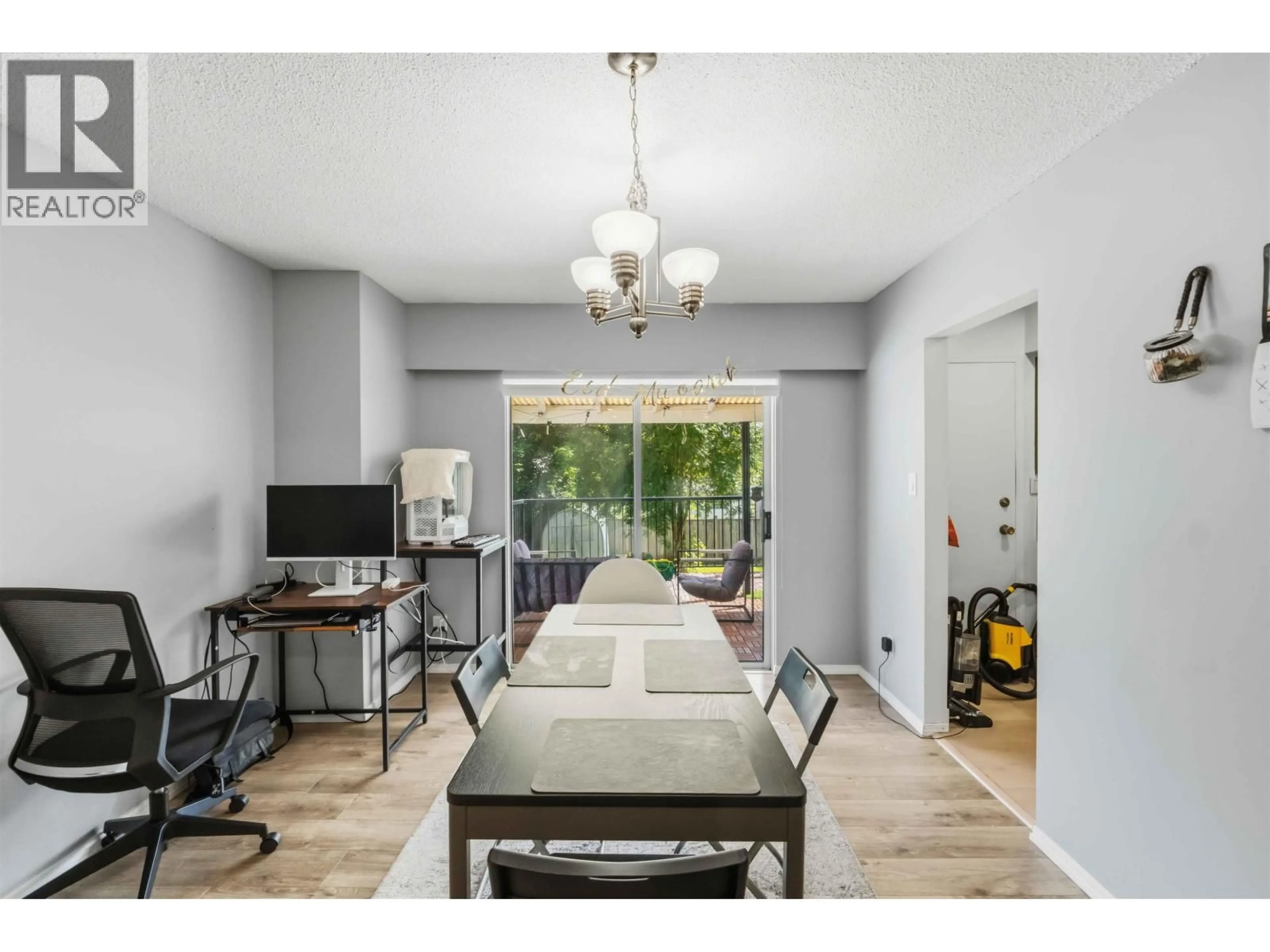 Unknown for 19536 118B AVENUE, Pitt Meadows British Columbia V3Y1L3