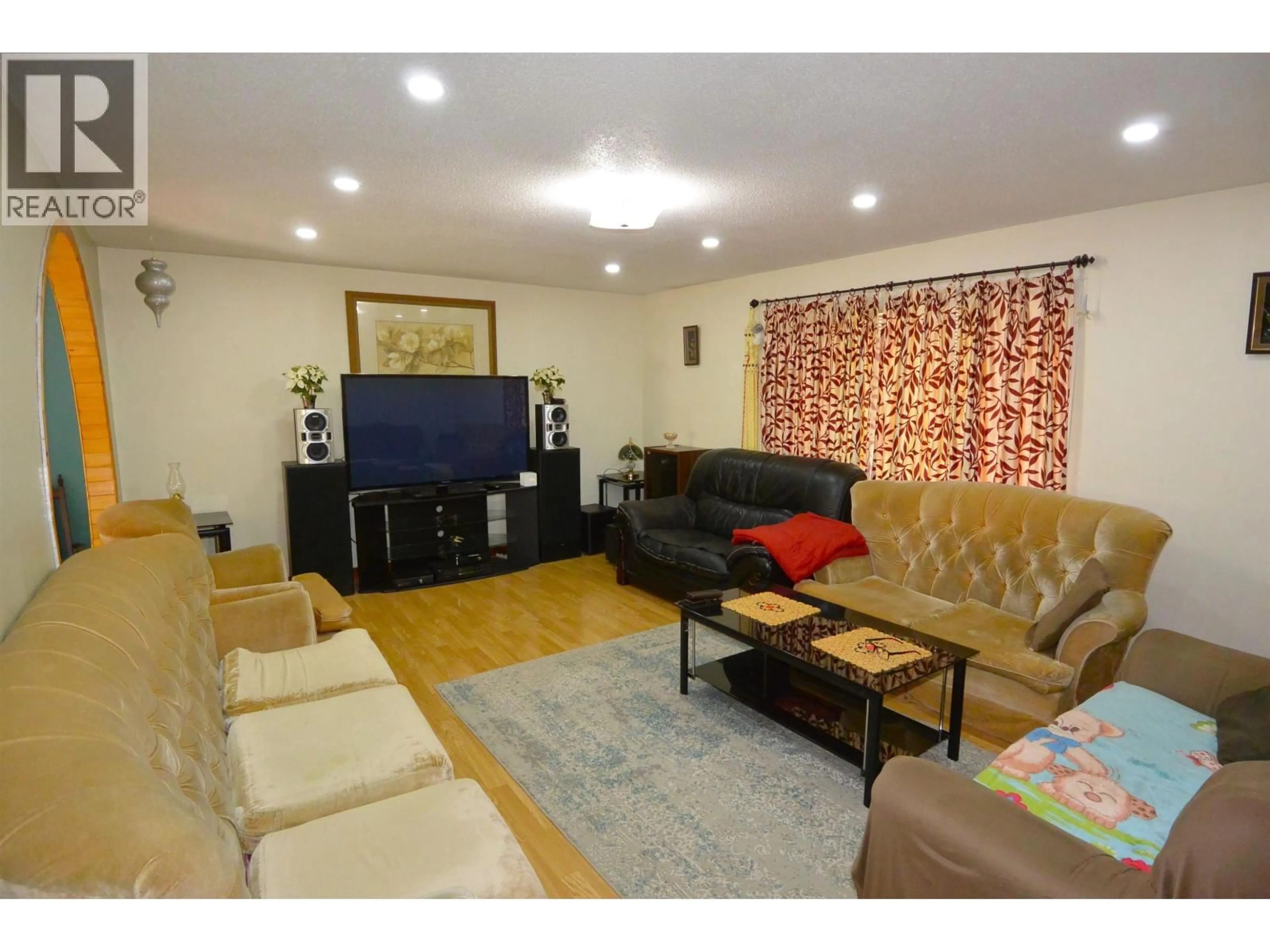 Living room with furniture, unknown for 3360 GILLESPIE ROAD, Houston British Columbia V0J1Z1
