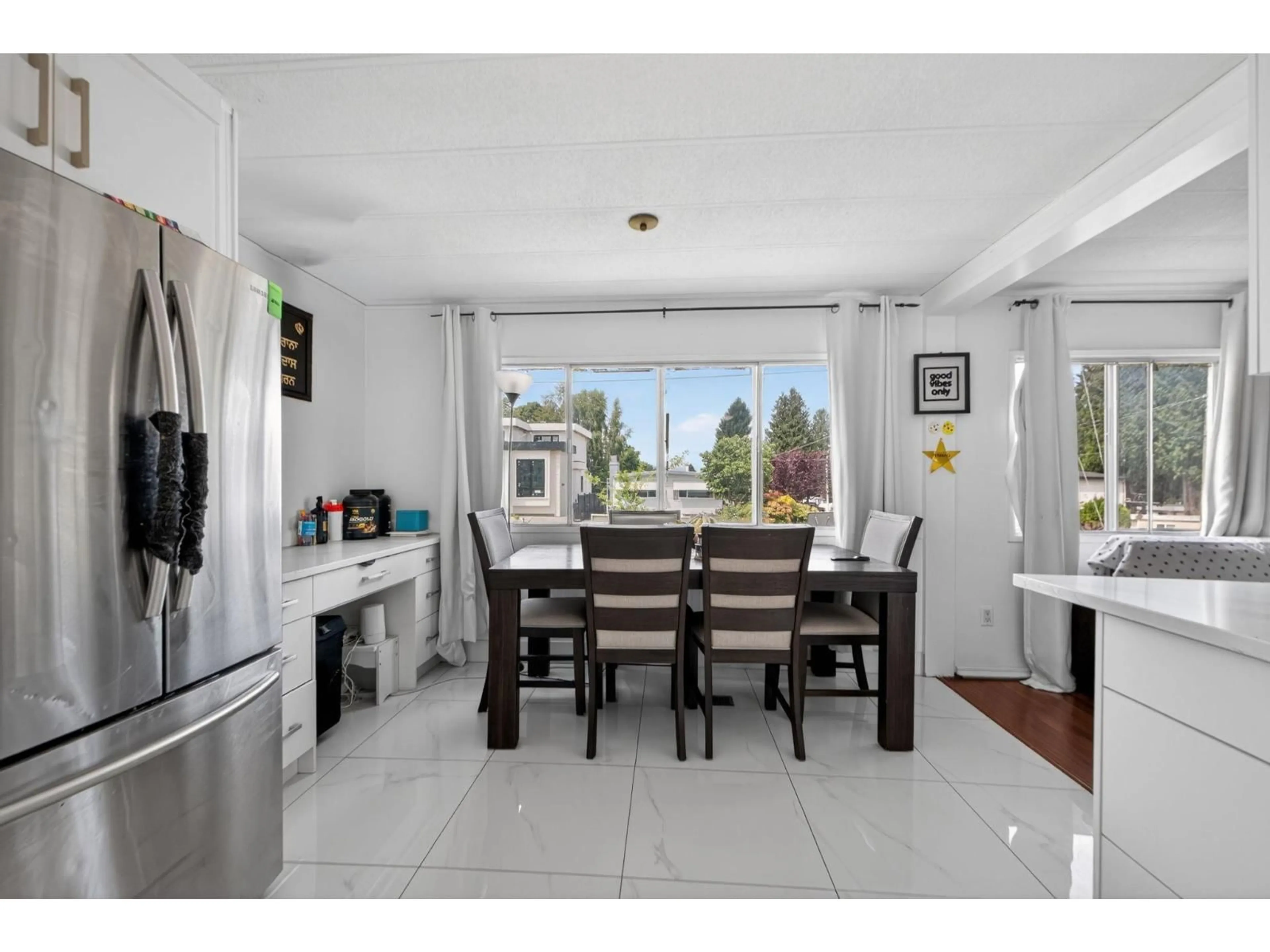 Dining room, ceramic/tile floor for 1 - 31522 MONARCH COURT, Abbotsford British Columbia V2T6M5