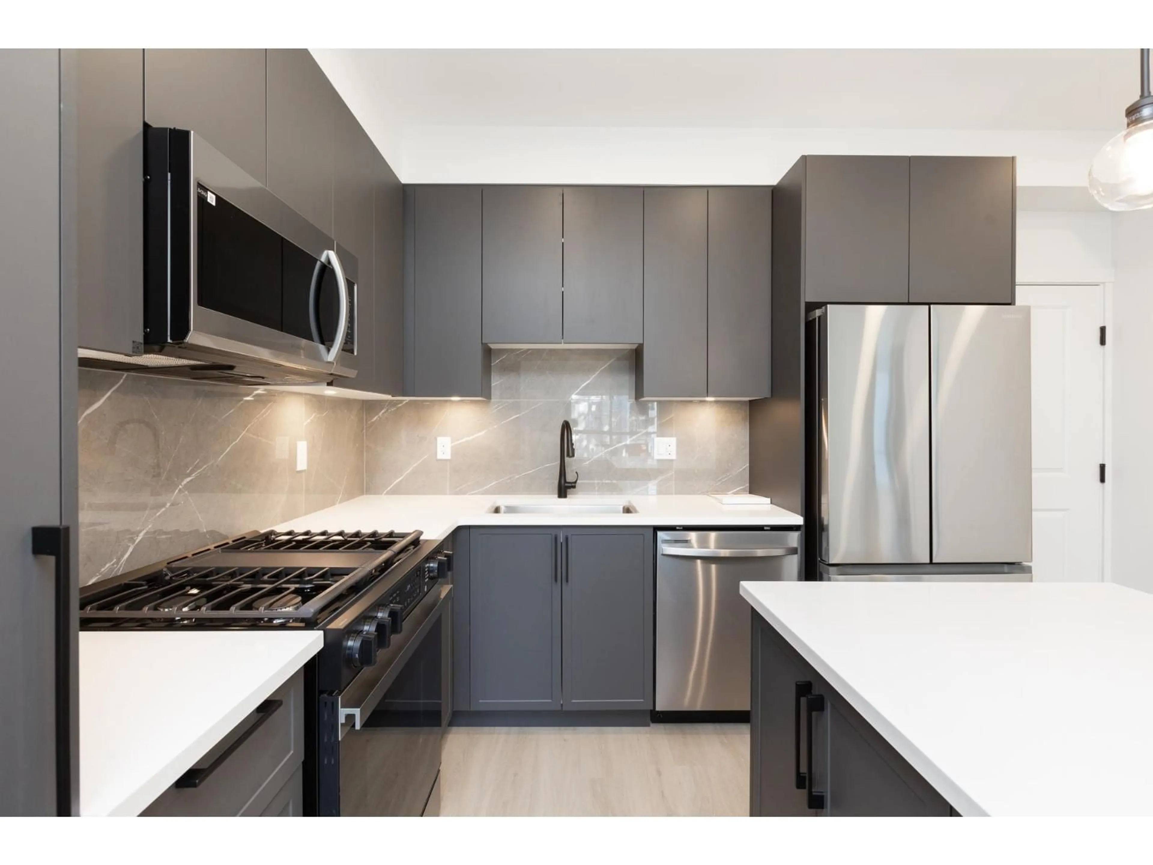 Unknown for 314 - 3480 146A STREET, Surrey British Columbia V4P0H6