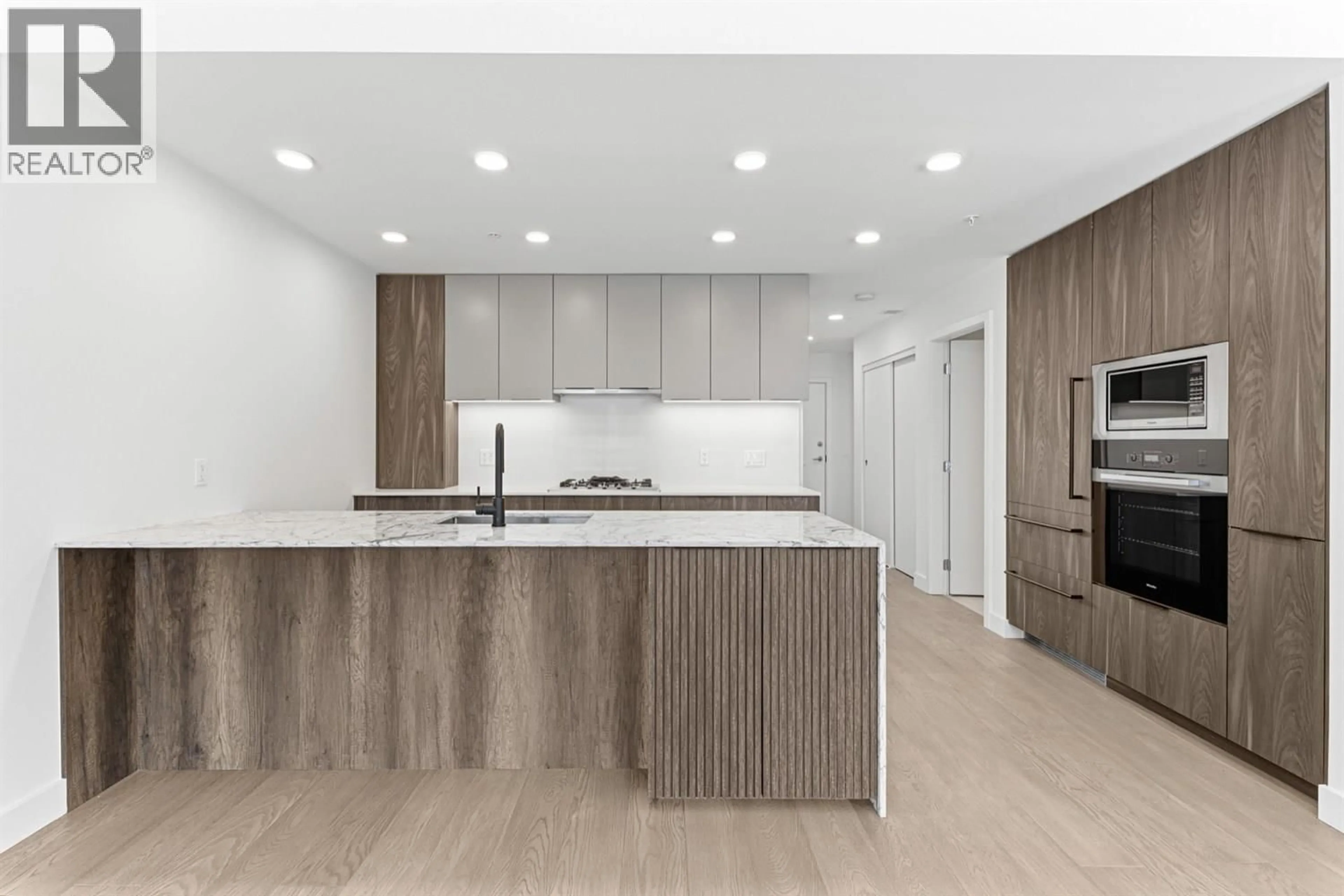 Open concept kitchen, unknown for 203 - 3590 39TH AVENUE, Vancouver British Columbia V6N3A5