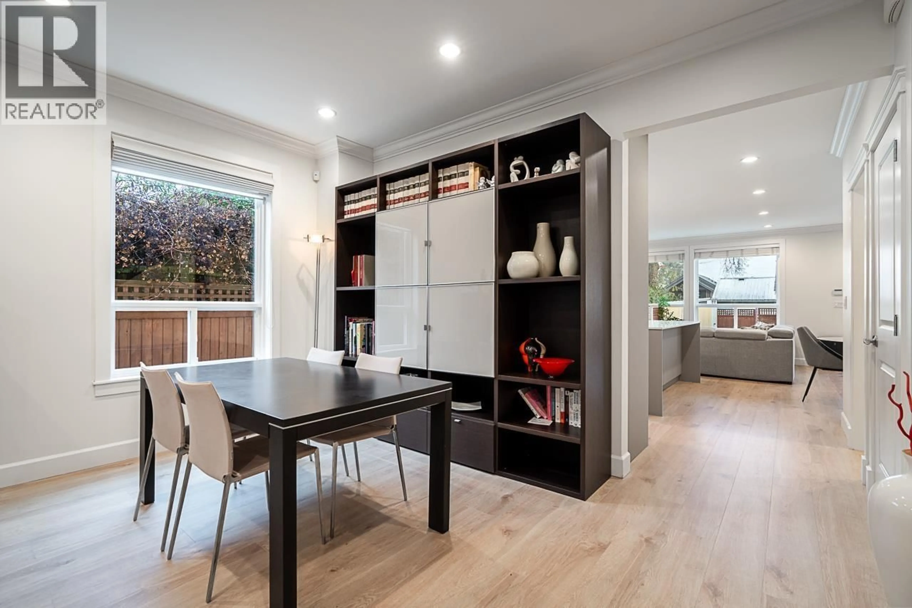 Contemporary kitchen, wood/laminate floor for 359 13TH STREET, North Vancouver British Columbia V7L2L8
