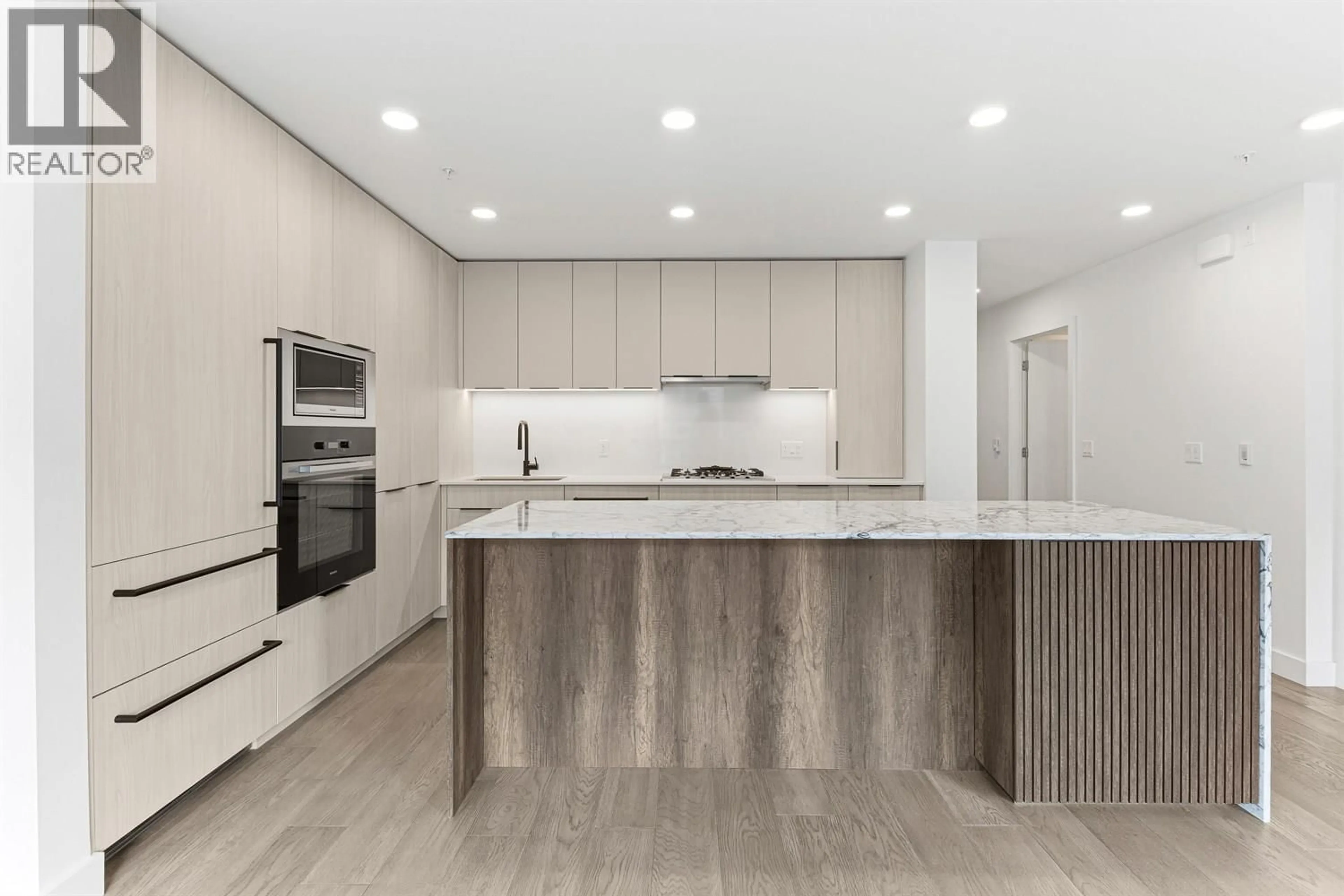 Open concept kitchen, unknown for 205 - 3590 39TH AVENUE, Vancouver British Columbia V6N3A5