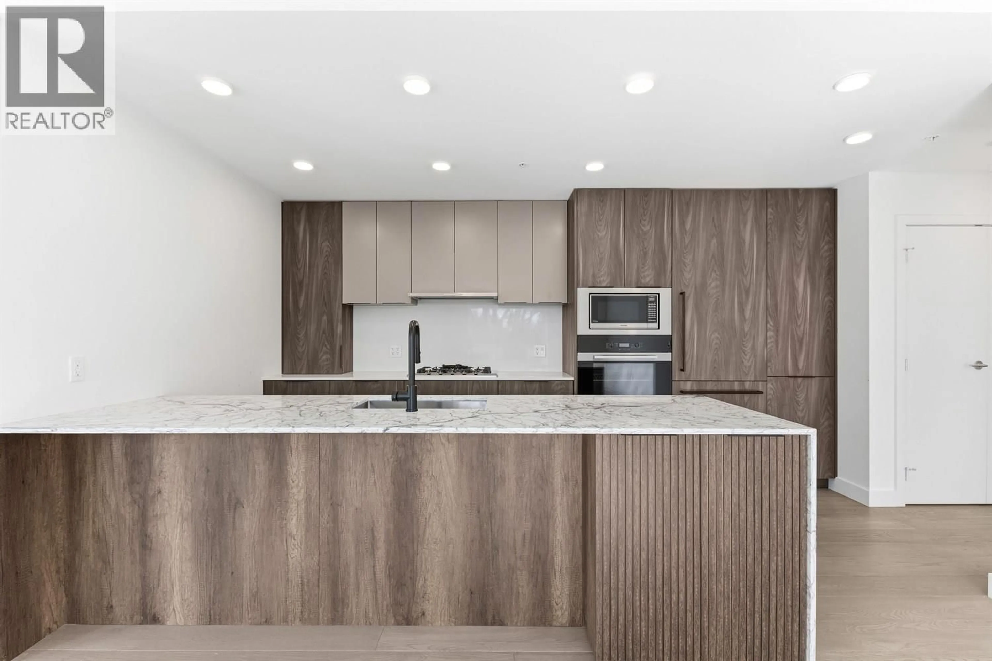Open concept kitchen, unknown for 206 - 3590 39TH AVENUE, Vancouver British Columbia V6N3A5