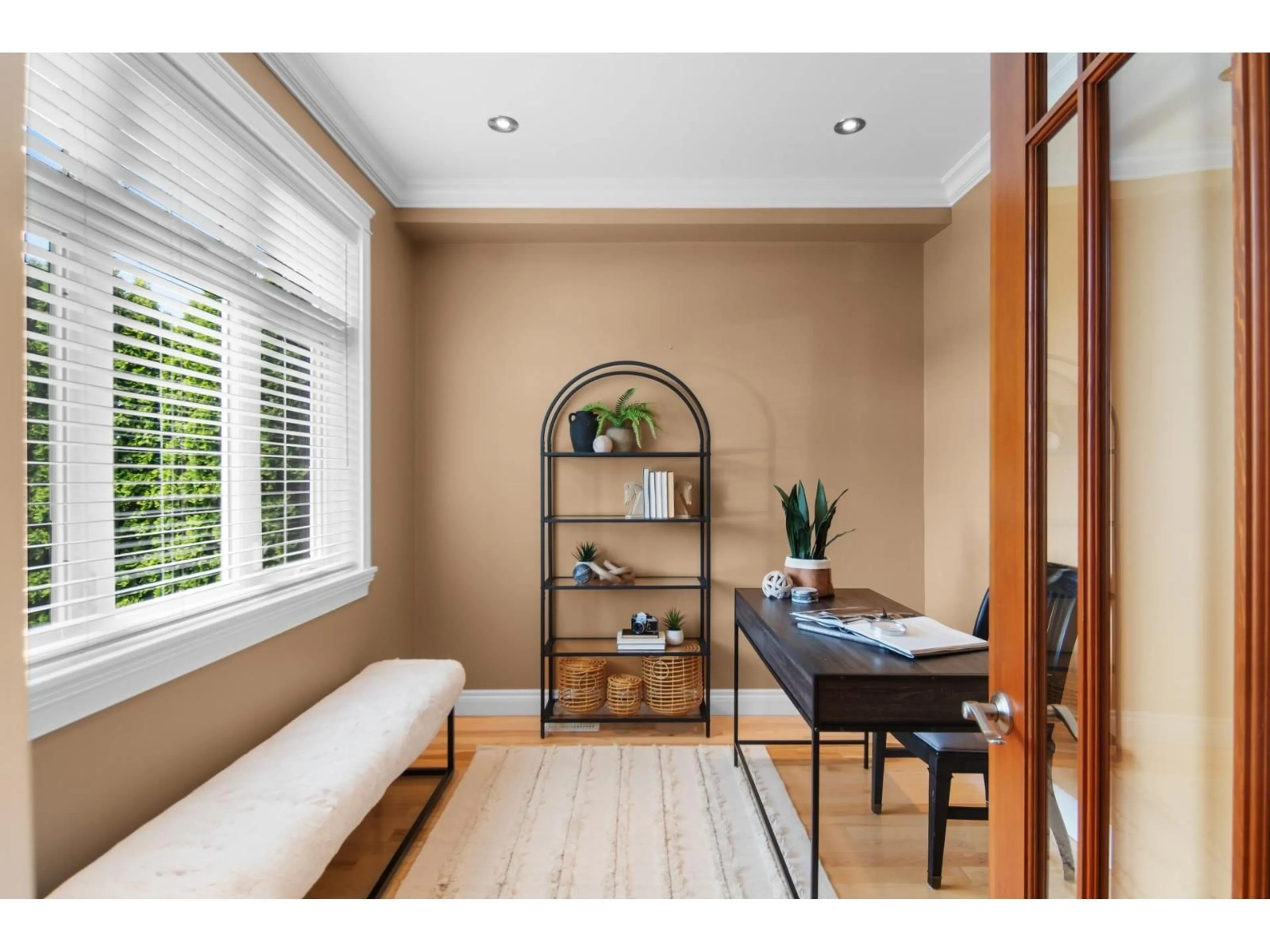 Indoor entryway for 7268 MARBLE HILL ROAD, Chilliwack British Columbia V4Z0A3