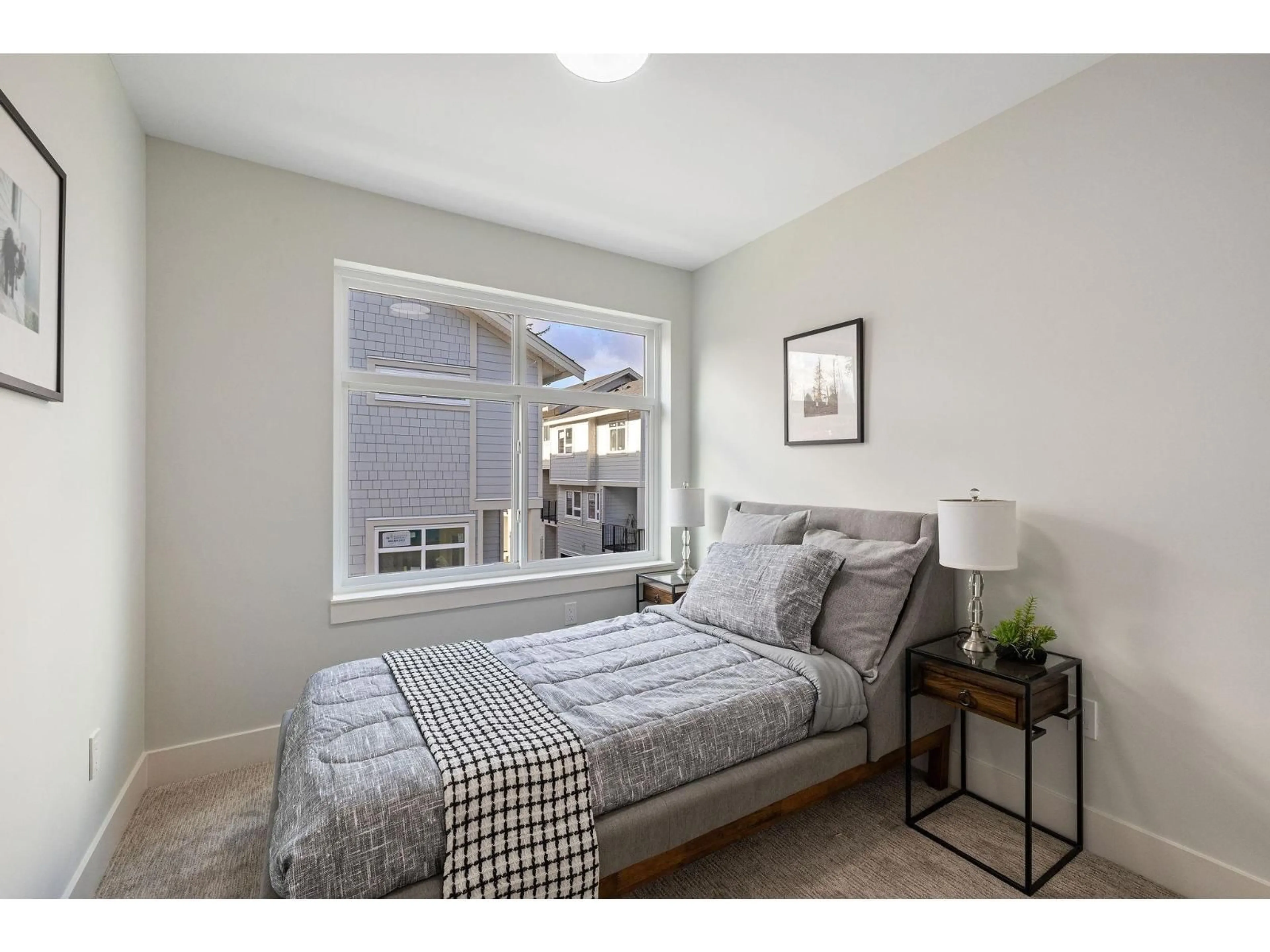 Bedroom with bed, unknown for 9 - 14391 61A AVENUE, Surrey British Columbia V3X1A4