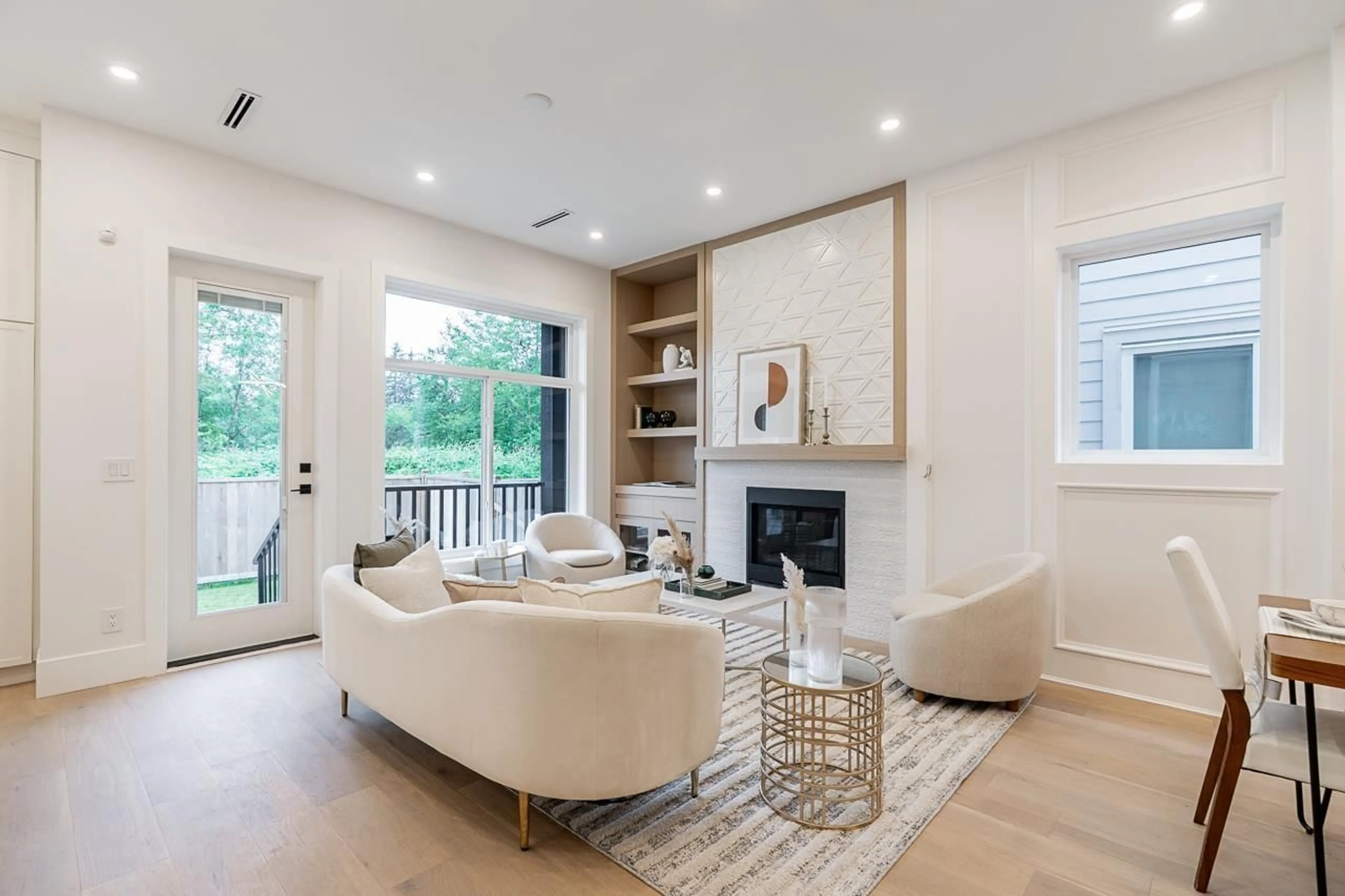 Living room with furniture, unknown for 7519 205 STREET, Langley British Columbia V2Y3S8
