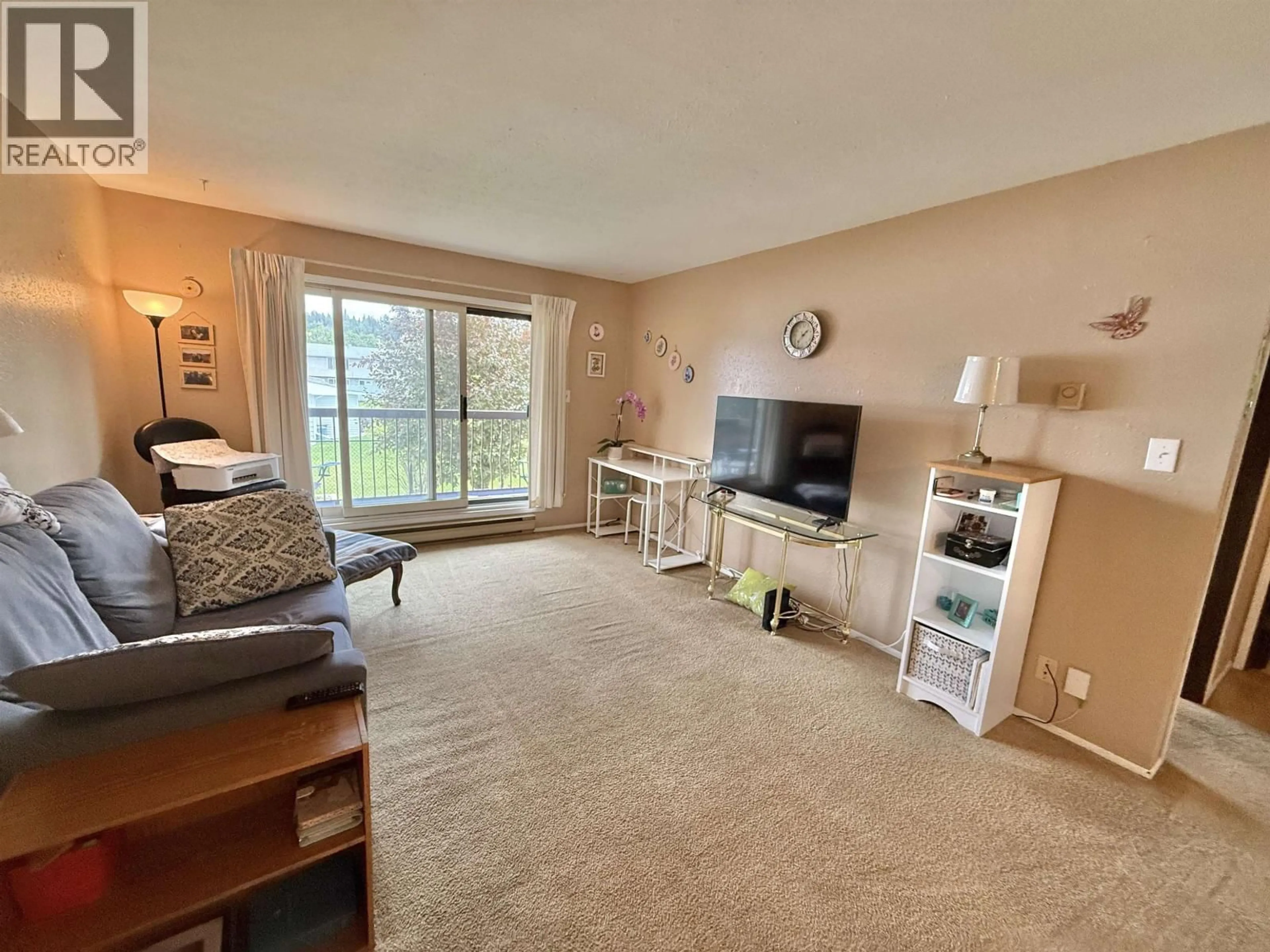 A pic of a room for 203 - 398 RODDIS DRIVE, Quesnel British Columbia V2J1A6