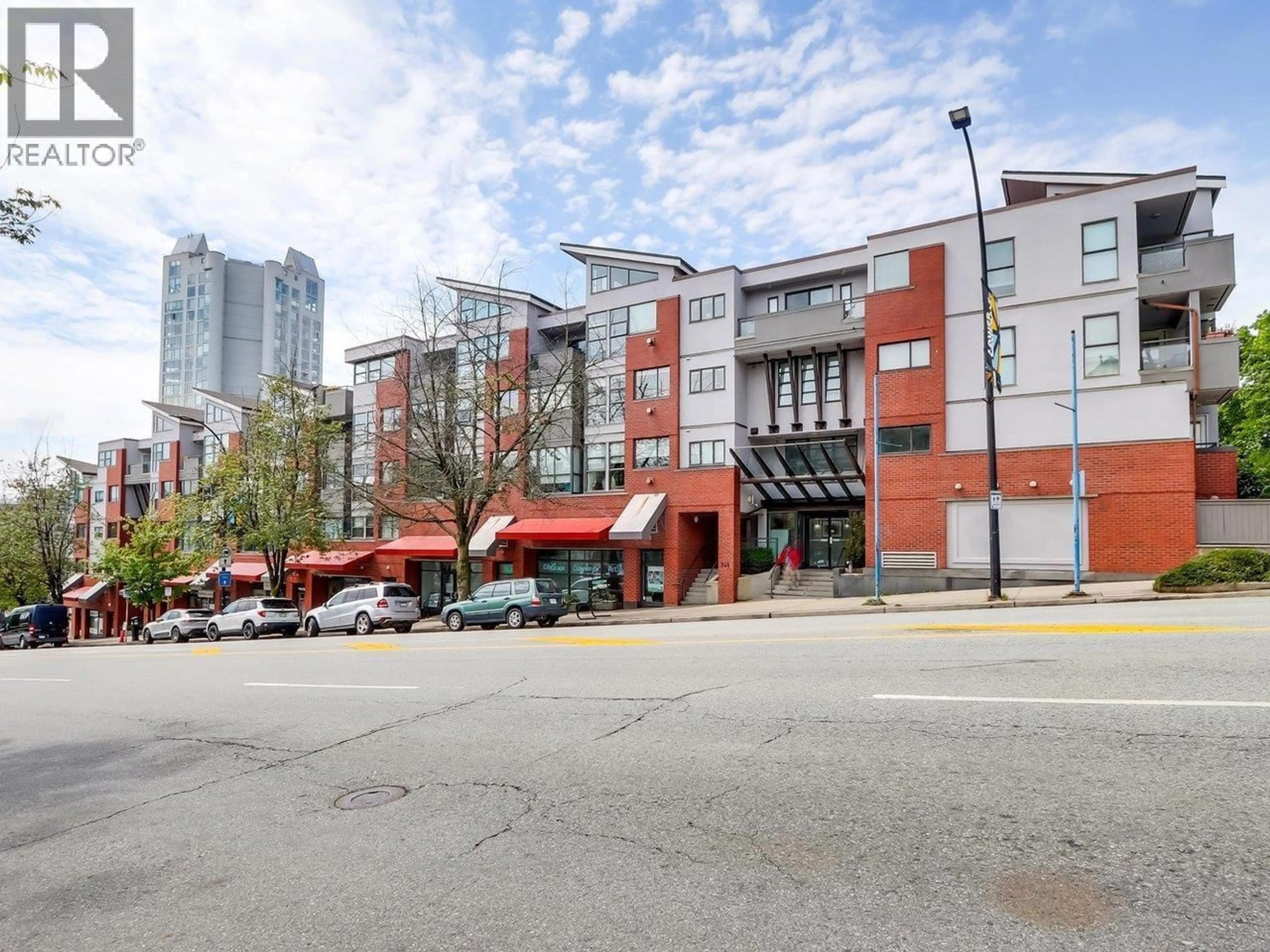 Patio, street for 414 - 345 LONSDALE AVENUE, North Vancouver British Columbia V7M3M9