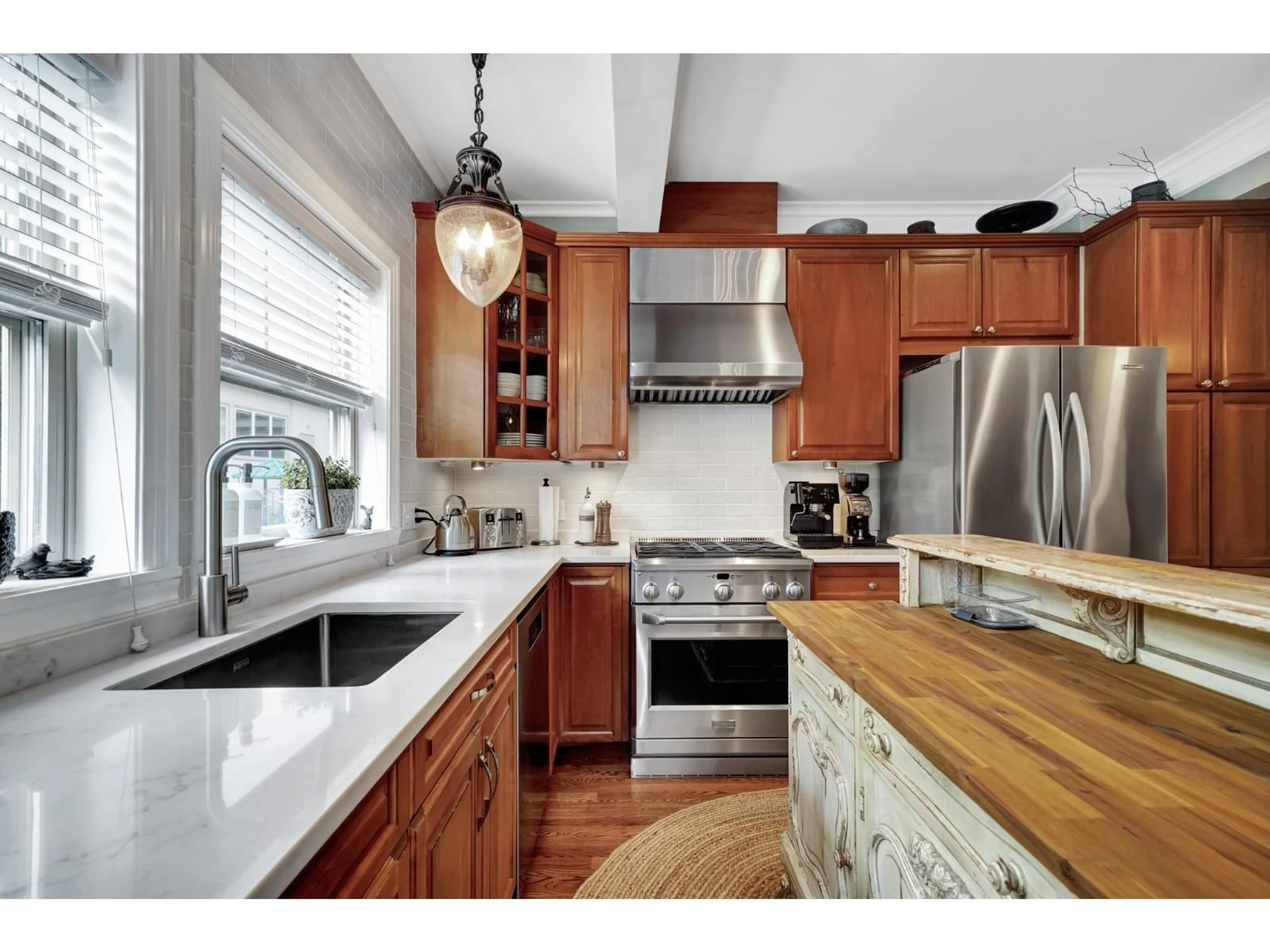 Unknown for 4 - 15151 BUENA VISTA AVENUE, White Rock British Columbia V4B1Y2