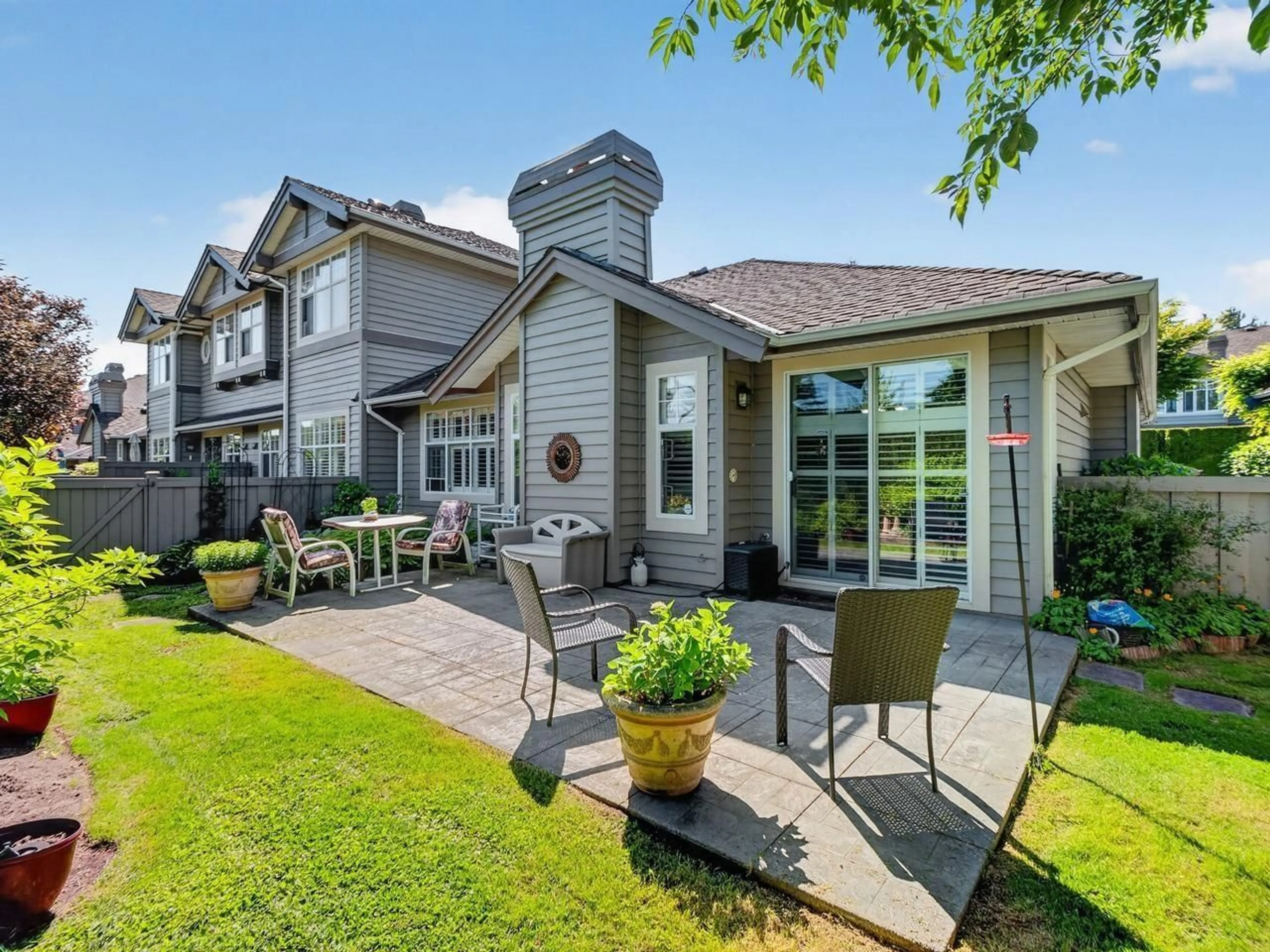 Patio, unknown for 7 - 15020 27A AVENUE, Surrey British Columbia V4P2Z9