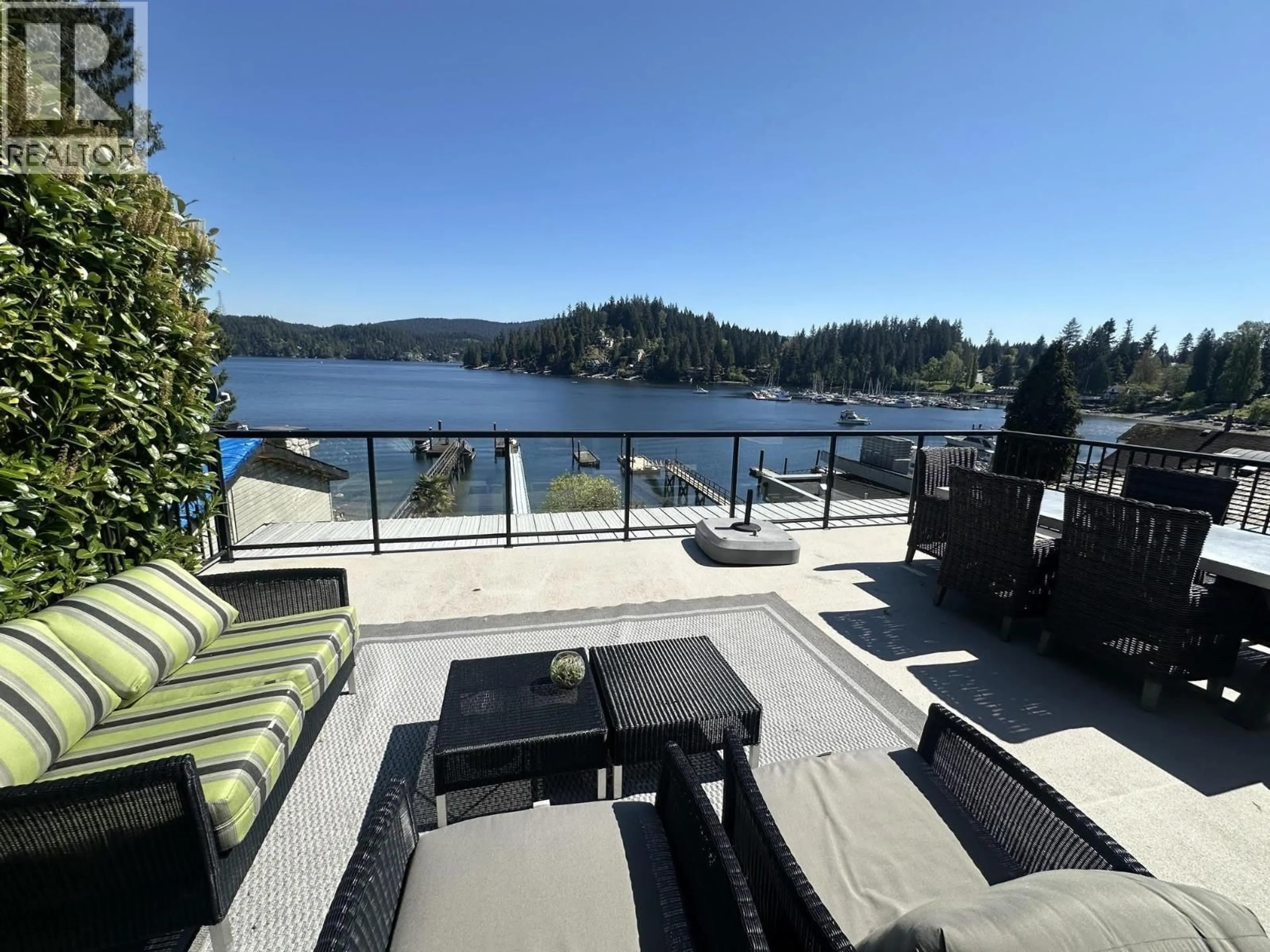 Patio, water/lake/river/ocean view for 2588 PANORAMA DRIVE, North Vancouver British Columbia V7G1V5