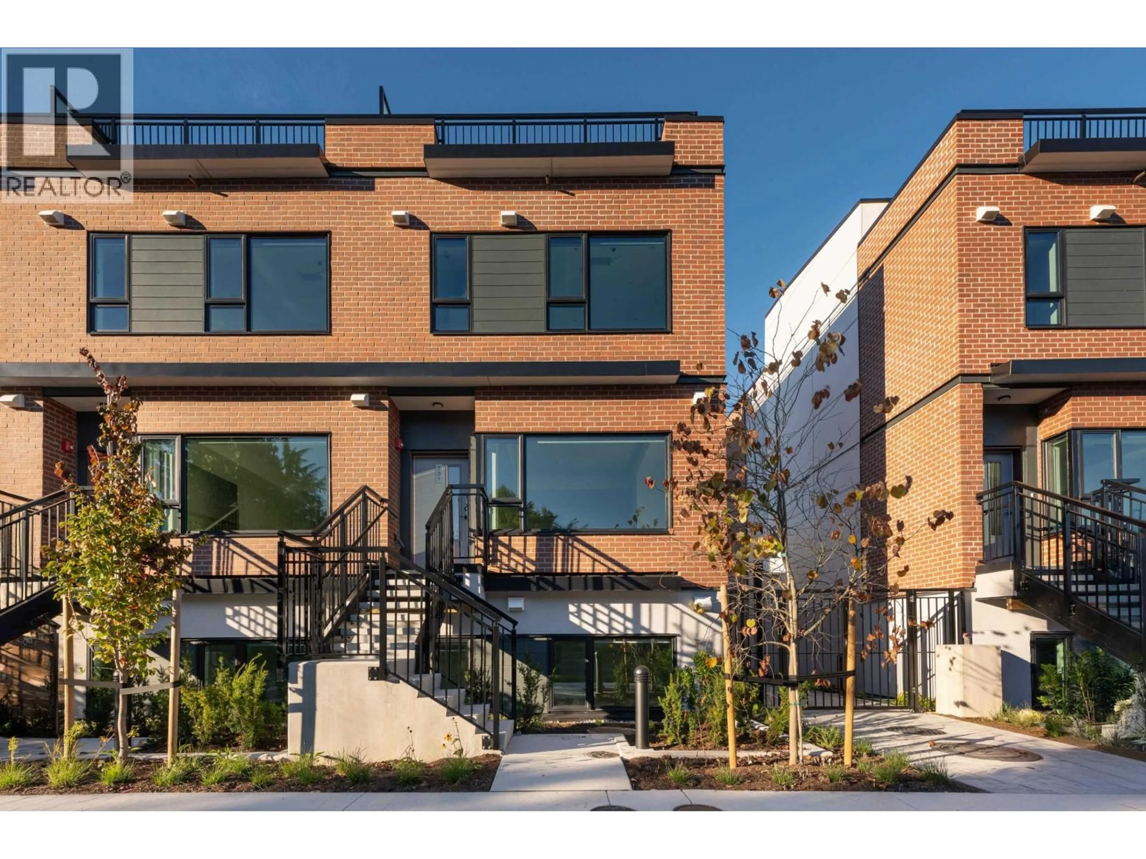 Home with brick exterior material, street for 263 - 479 28TH AVENUE, Vancouver British Columbia V5Y0P2
