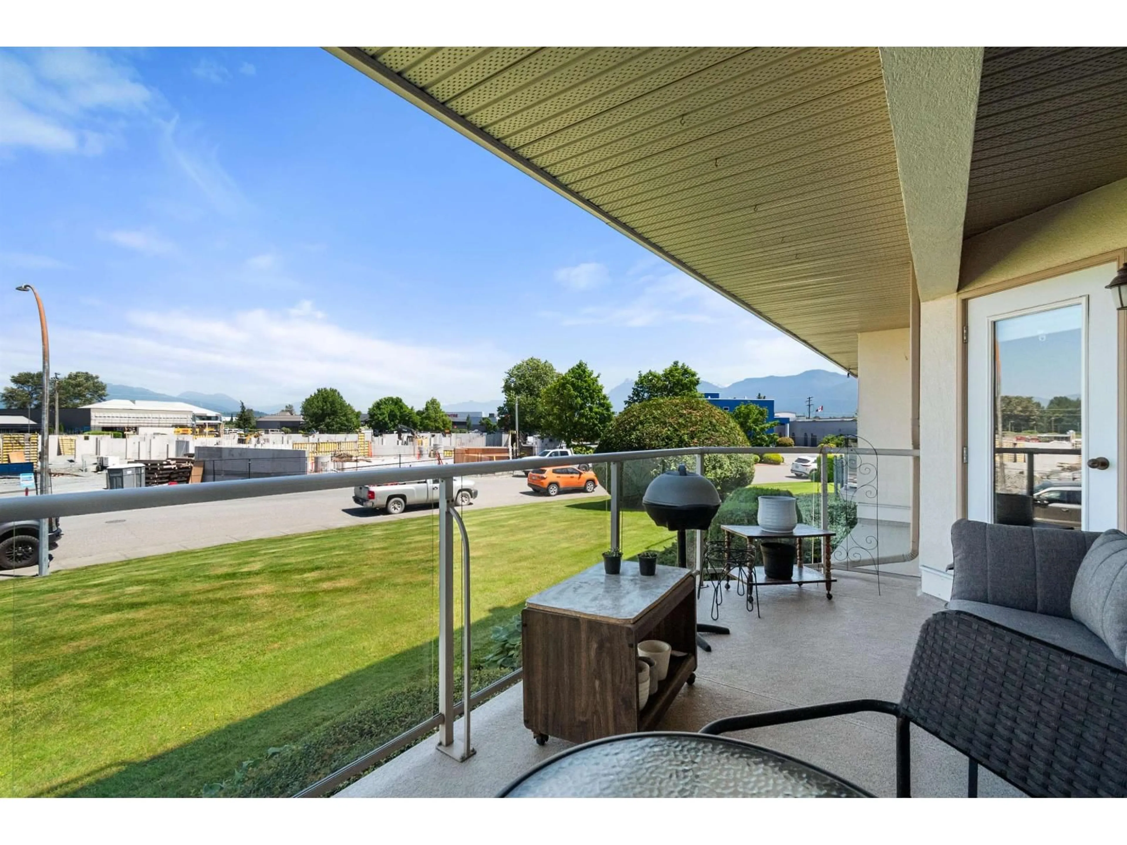Patio, water/lake/river/ocean view for 112 - 7685 AMBER DRIVE, Chilliwack British Columbia V2R3P3