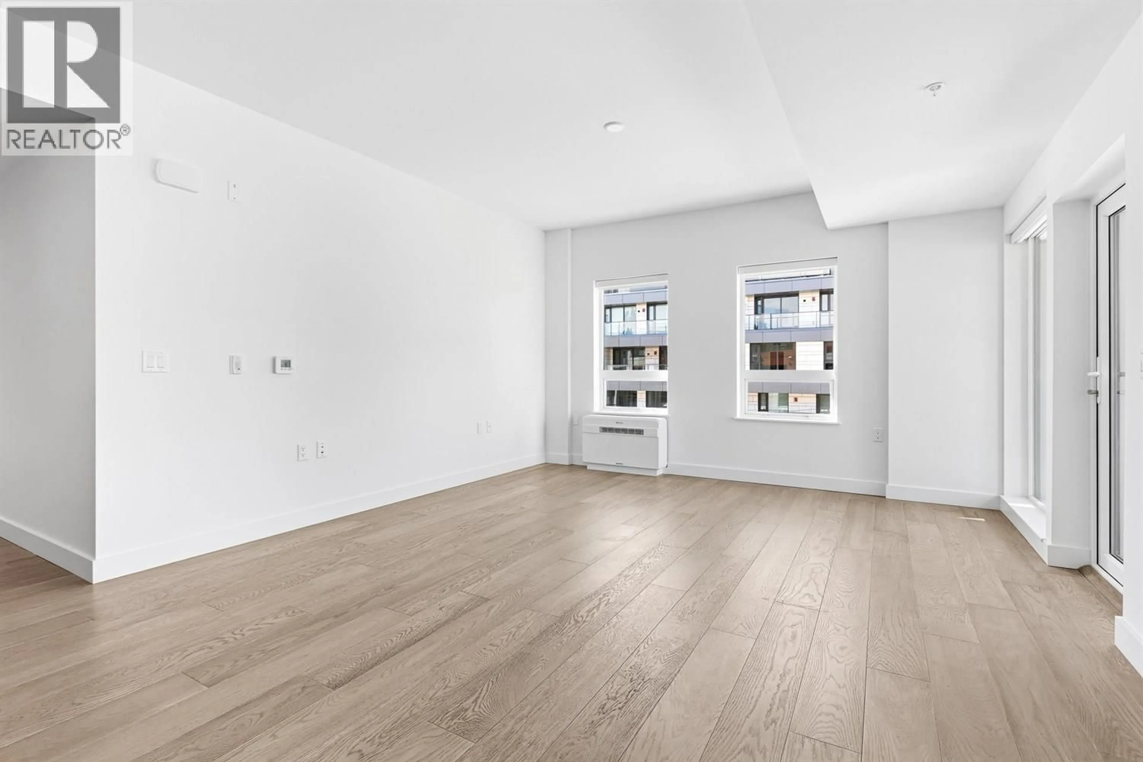 A pic of a room for 301 - 3590 39TH AVENUE, Vancouver British Columbia V6N3A5
