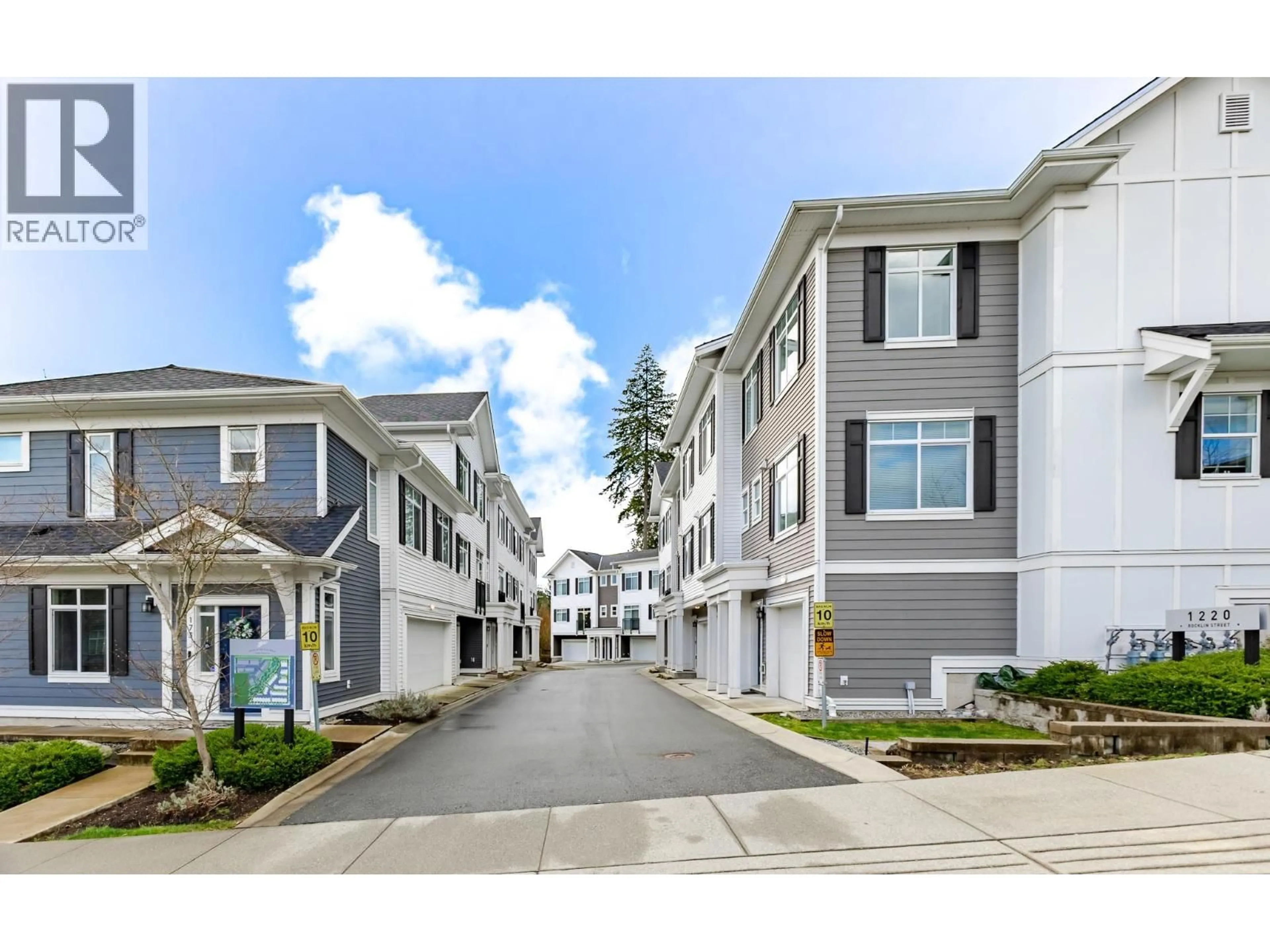 Unknown for 134 - 1220 ROCKLIN STREET, Coquitlam British Columbia V3B2W7