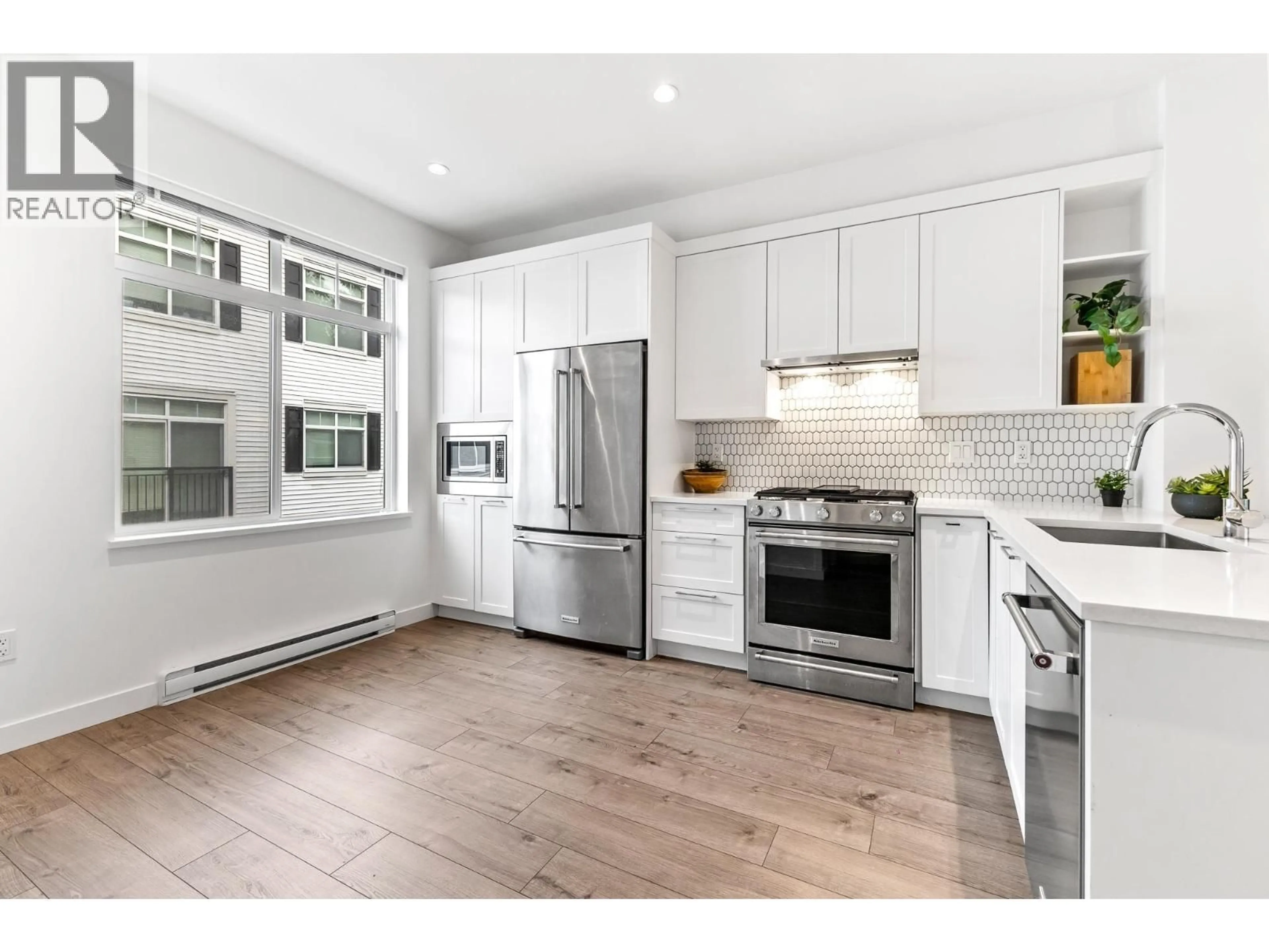 Open concept kitchen, unknown for 134 - 1220 ROCKLIN STREET, Coquitlam British Columbia V3B2W7