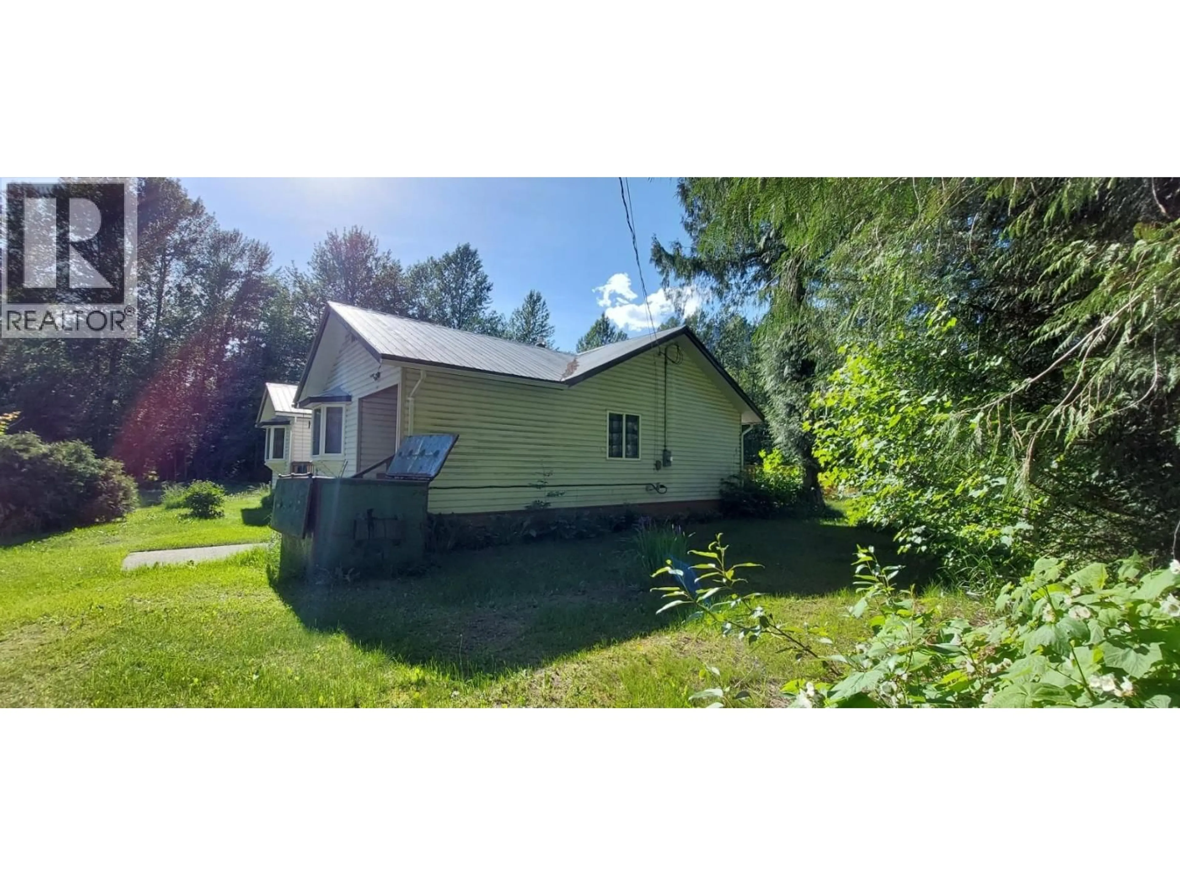 Shed for 2250 MACKENZIE 20 HIGHWAY, Hagensborg British Columbia V0T1H0