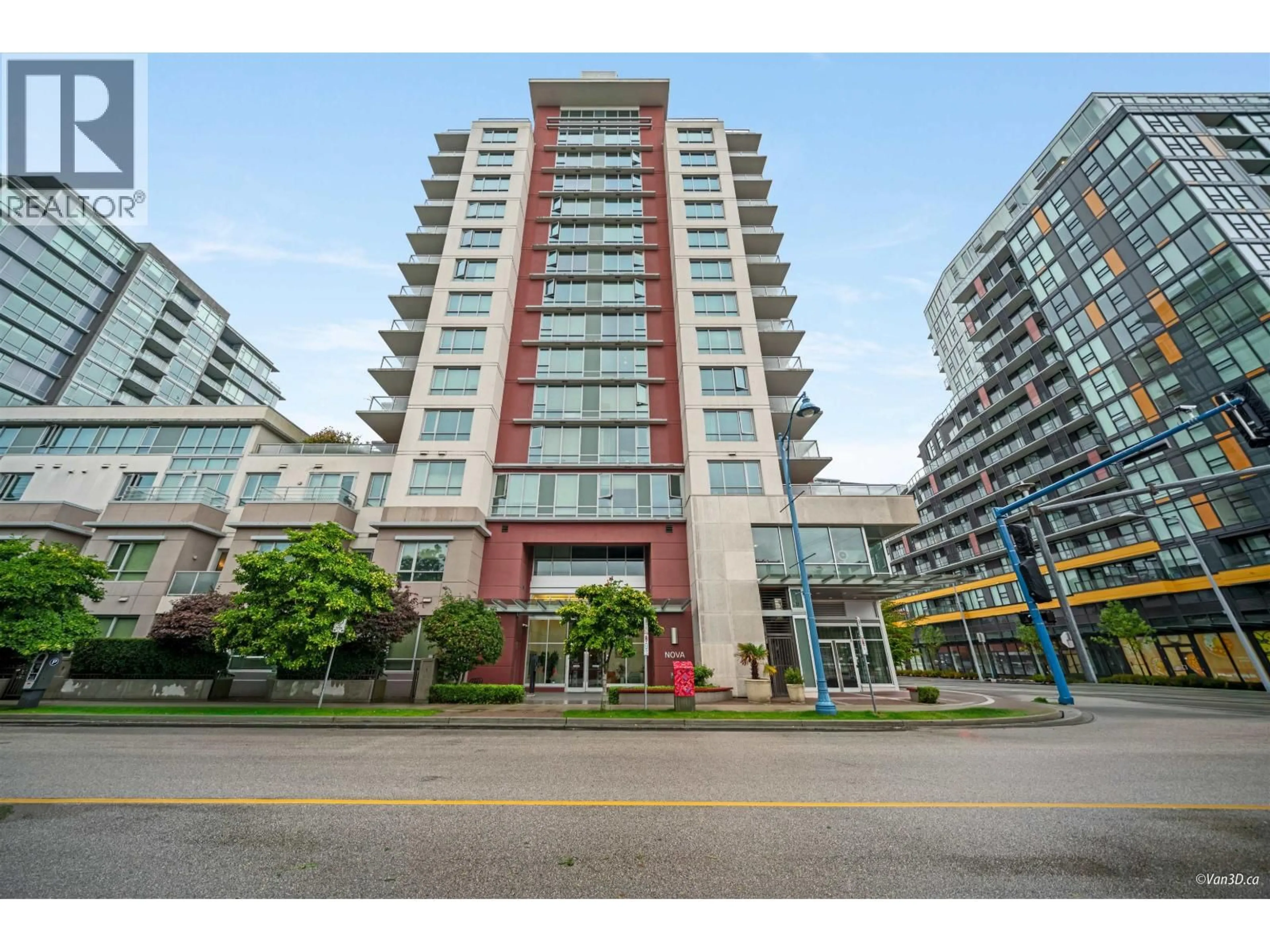 Indoor foyer for 503 - 6733 BUSWELL STREET, Richmond British Columbia V6Y0E3