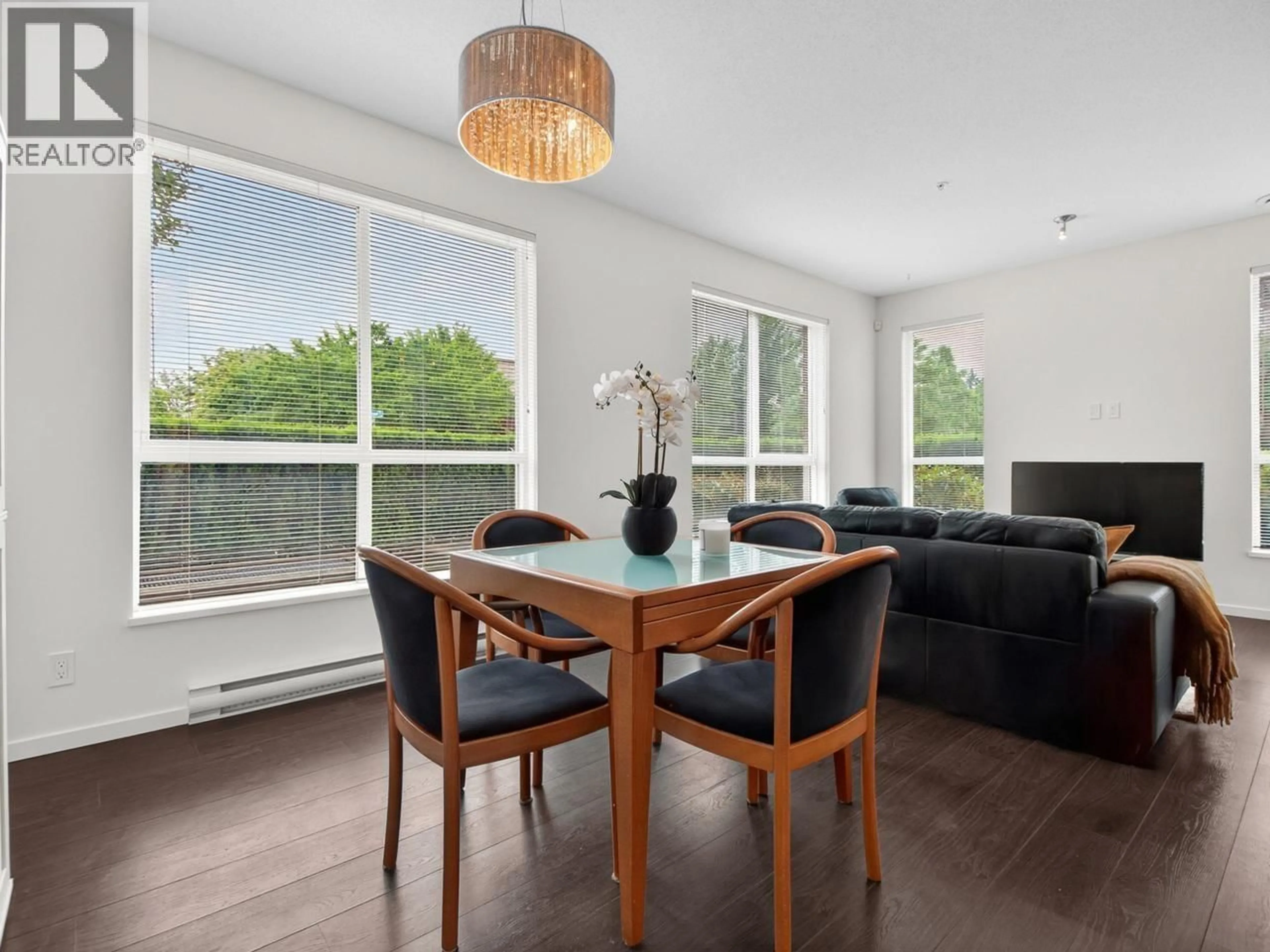 Dining room, wood/laminate floor for 102 - 3107 WINDSOR GATE, Coquitlam British Columbia V3B0L1