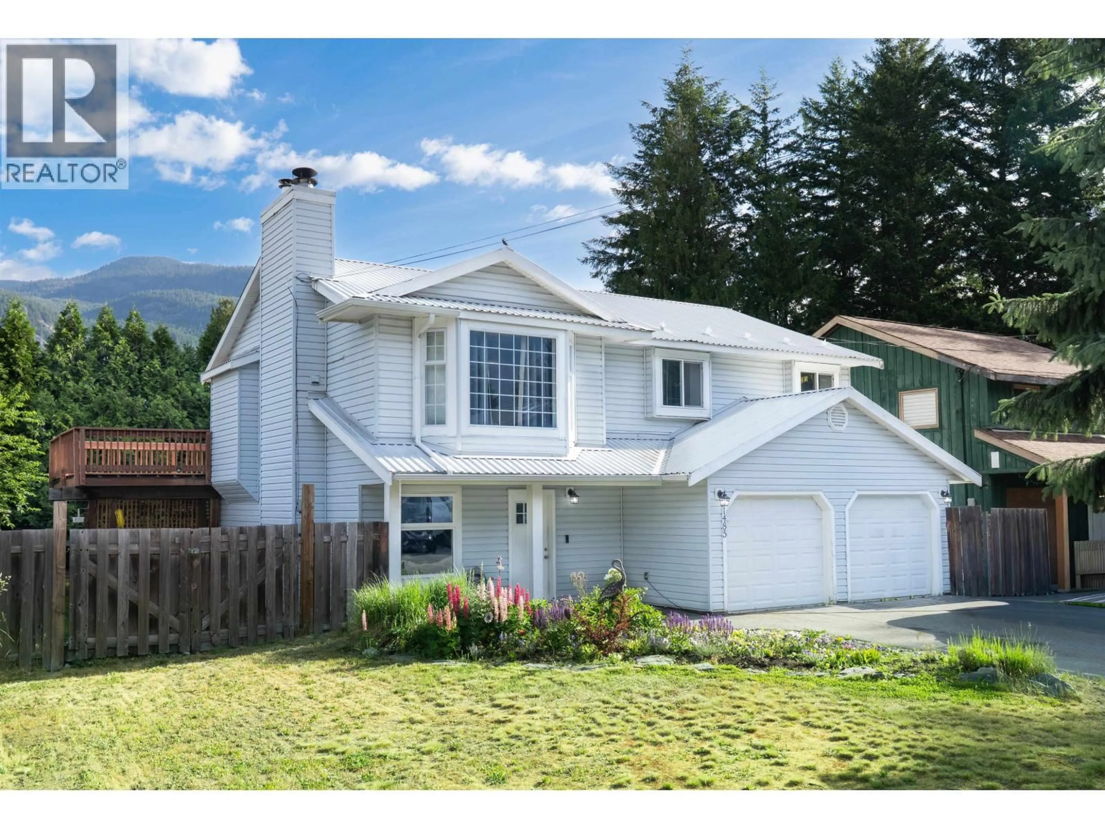 Home with vinyl exterior material, street for 1485 LUPIN STREET, Pemberton British Columbia V0N2L0