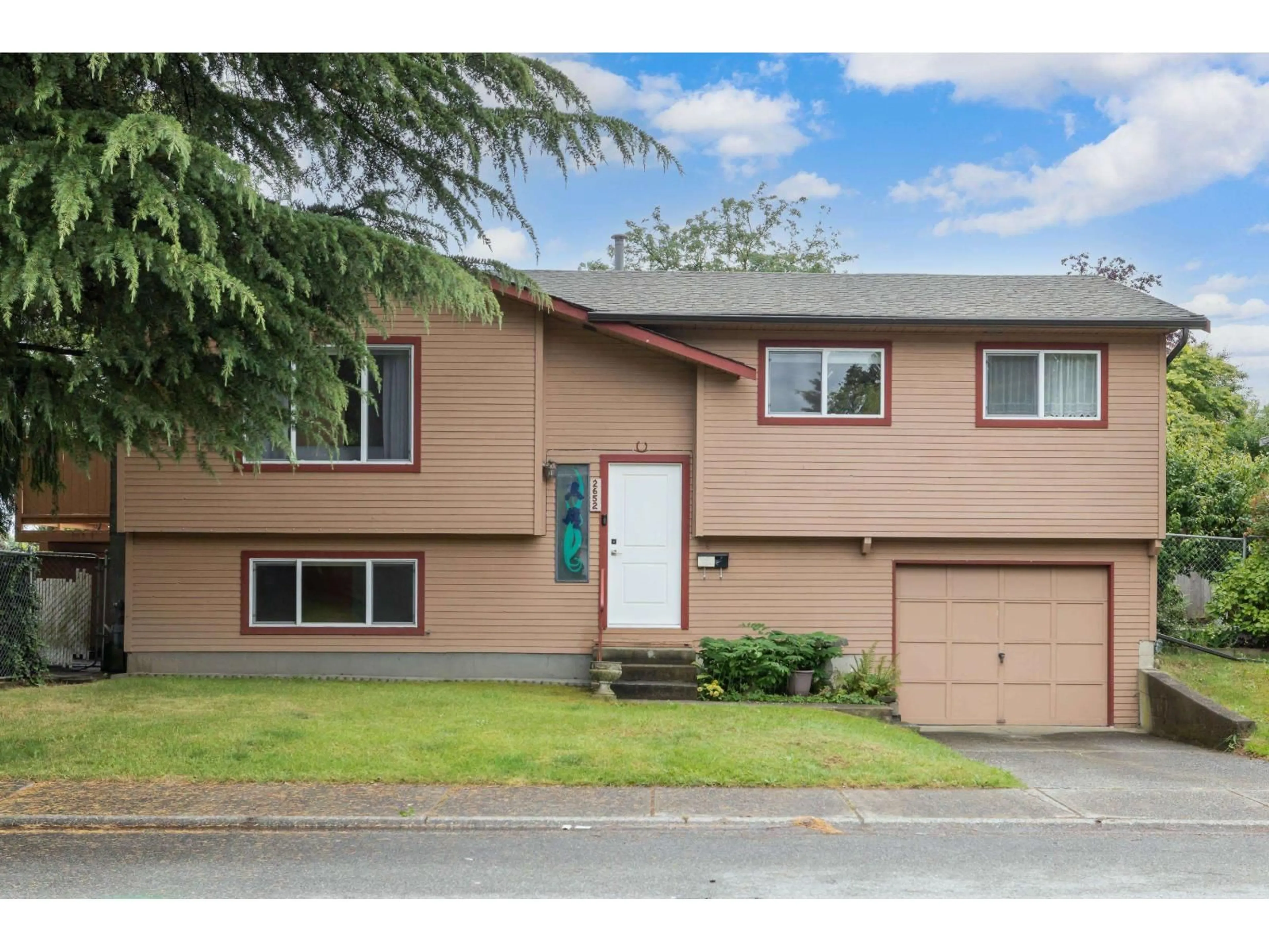 Home with vinyl exterior material, street for 2652 WILDWOOD DRIVE, Langley British Columbia V2Y1C5