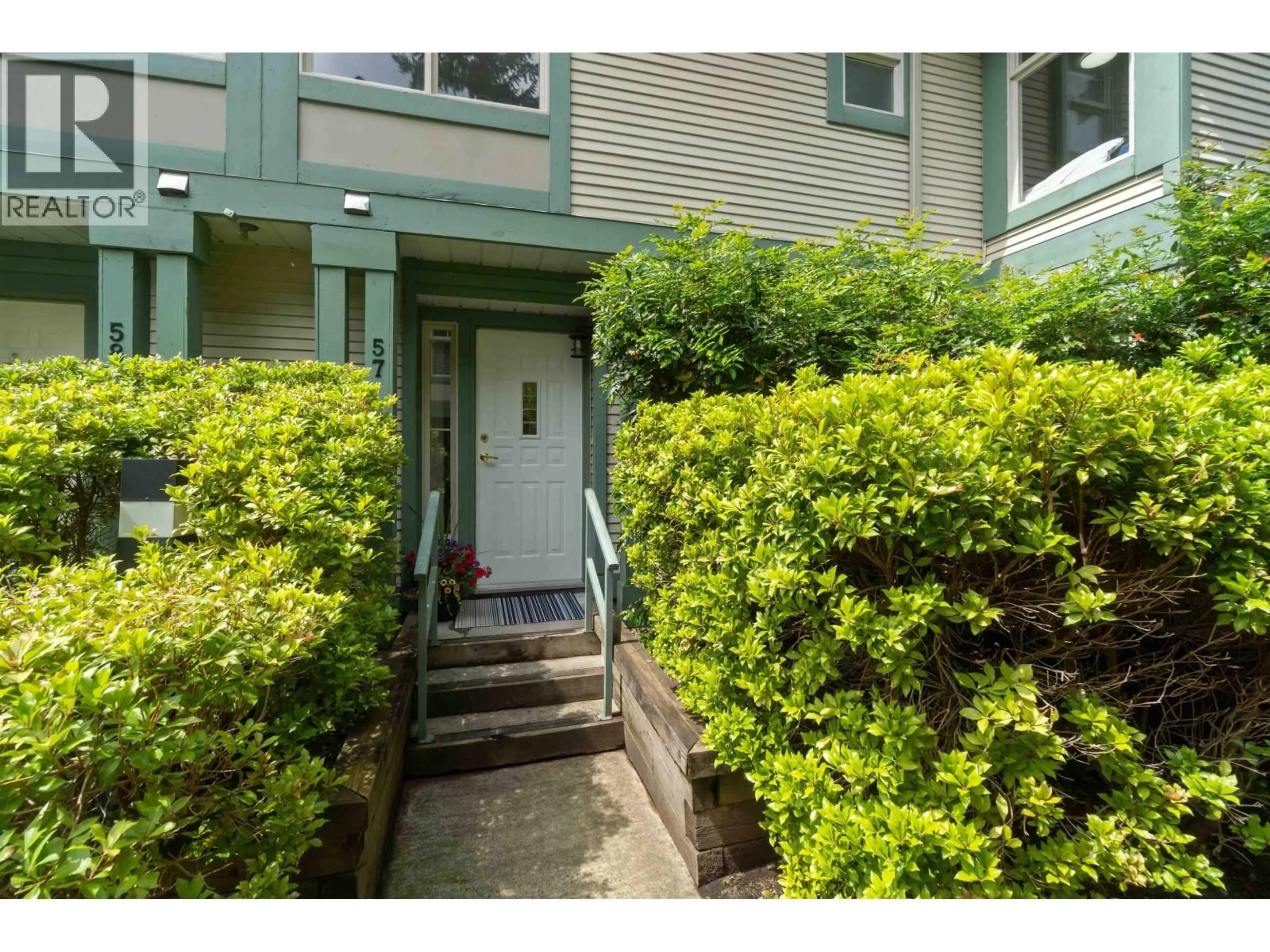 Indoor entryway for 57 - 65 FOXWOOD DRIVE, Port Moody British Columbia V3H4X2