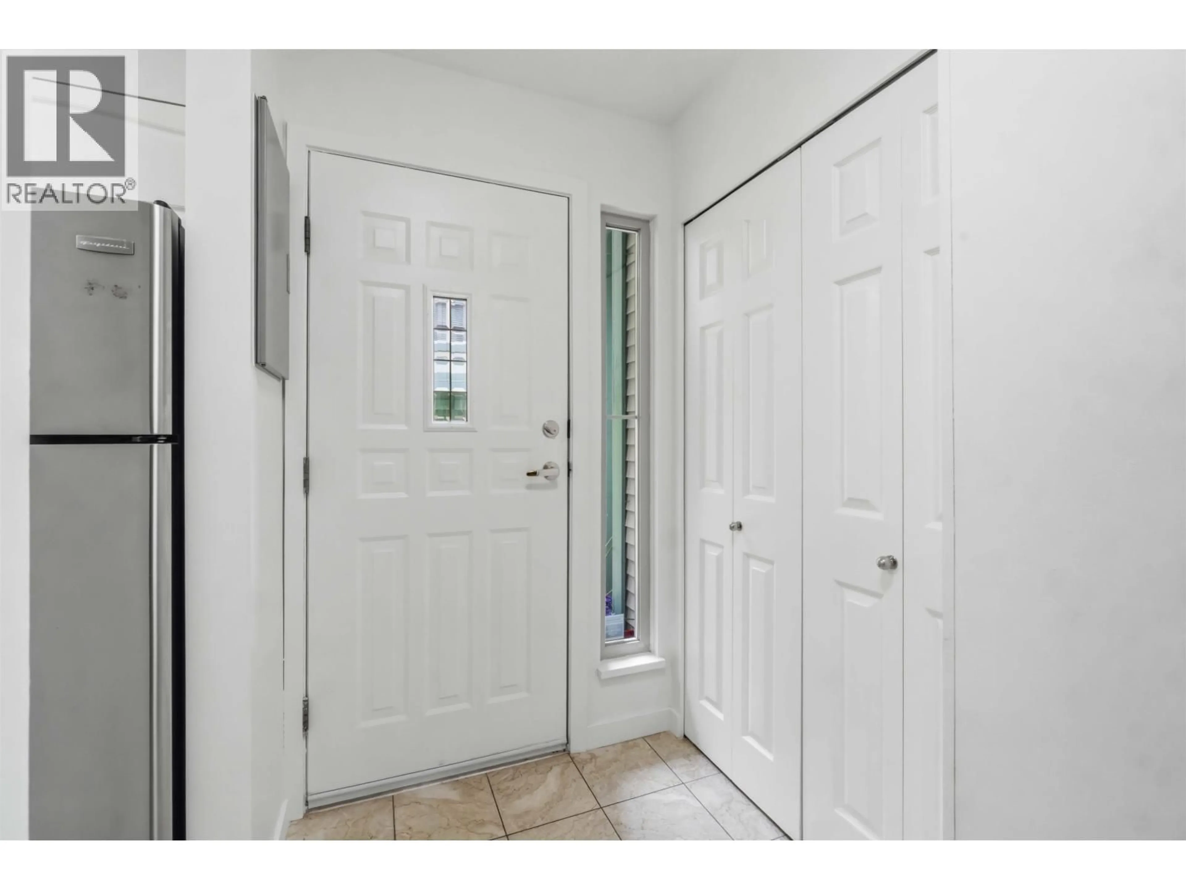 Indoor entryway for 57 - 65 FOXWOOD DRIVE, Port Moody British Columbia V3H4X2