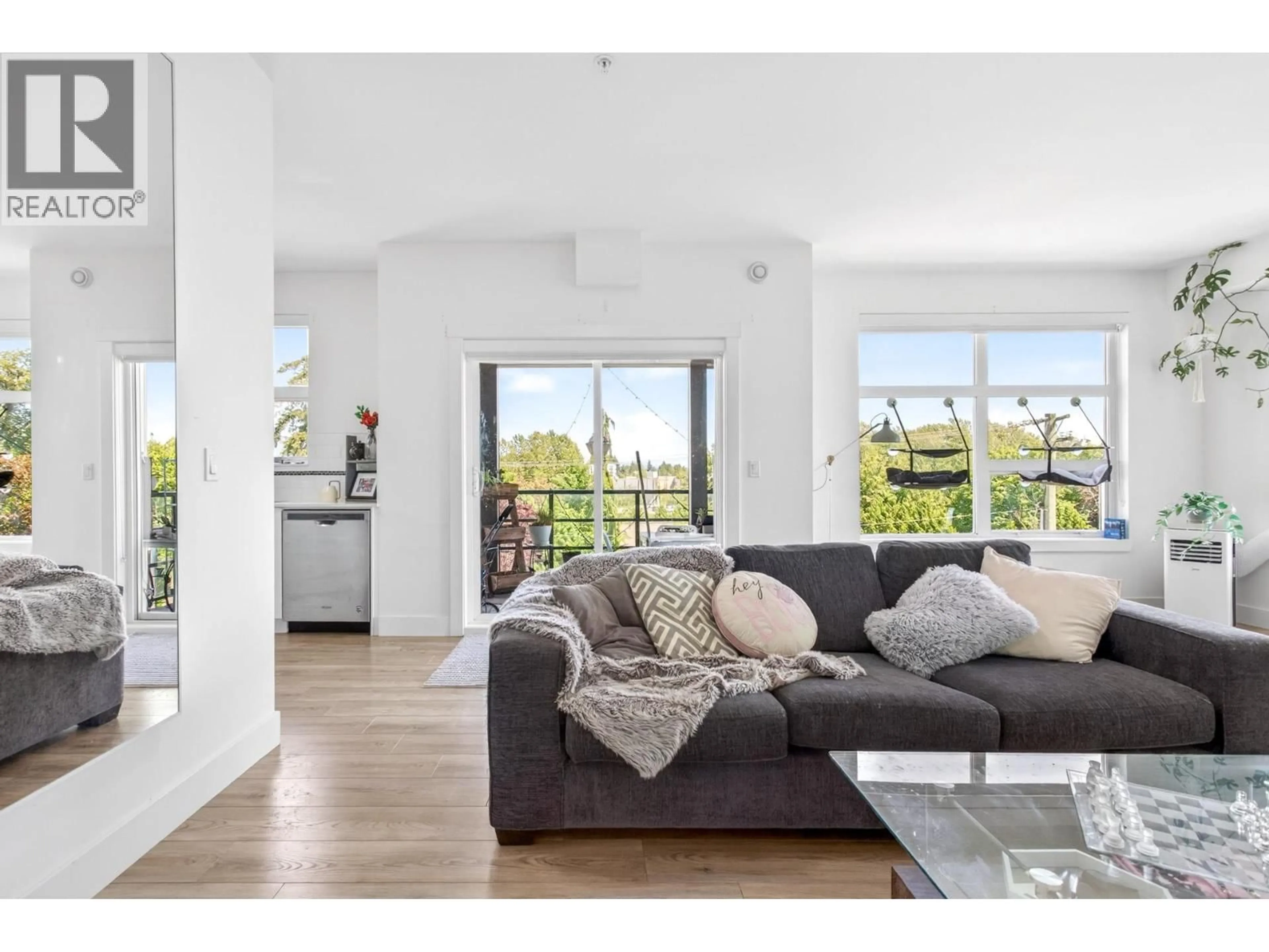 Living room with furniture, unknown for 403 - 22577 ROYAL CRESCENT, Maple Ridge British Columbia V2X2M2
