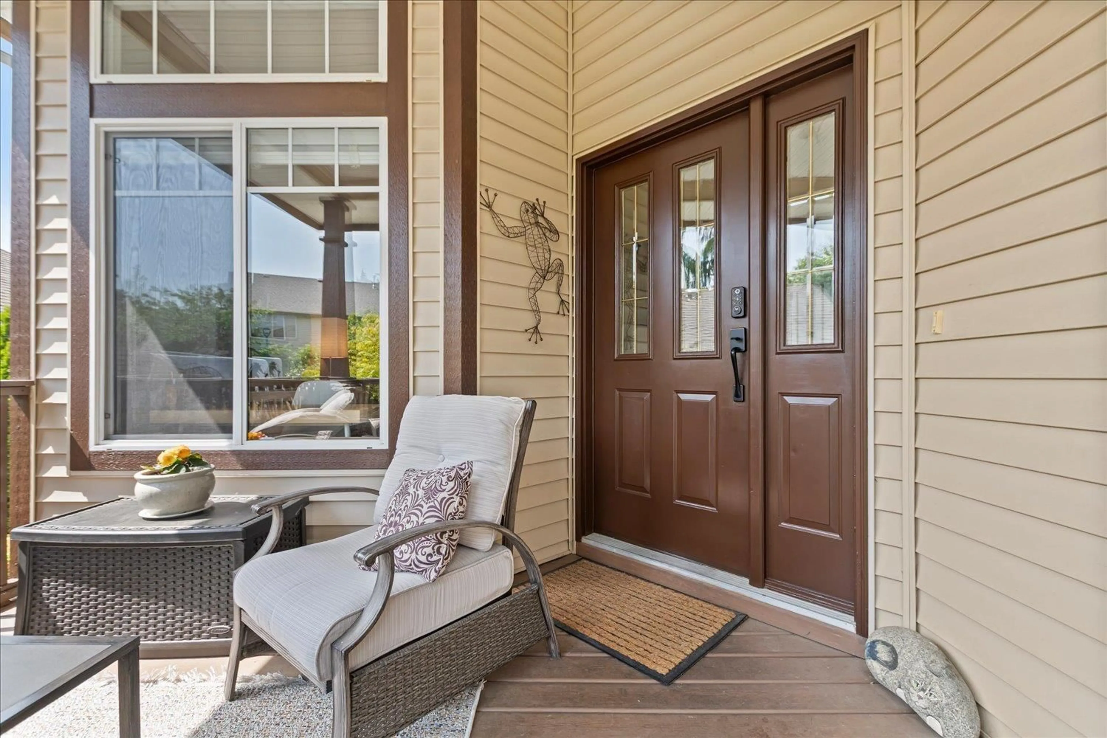 Indoor entryway for 2 - 3504 BASSANO TERRACE, Abbotsford British Columbia V3G2Z8