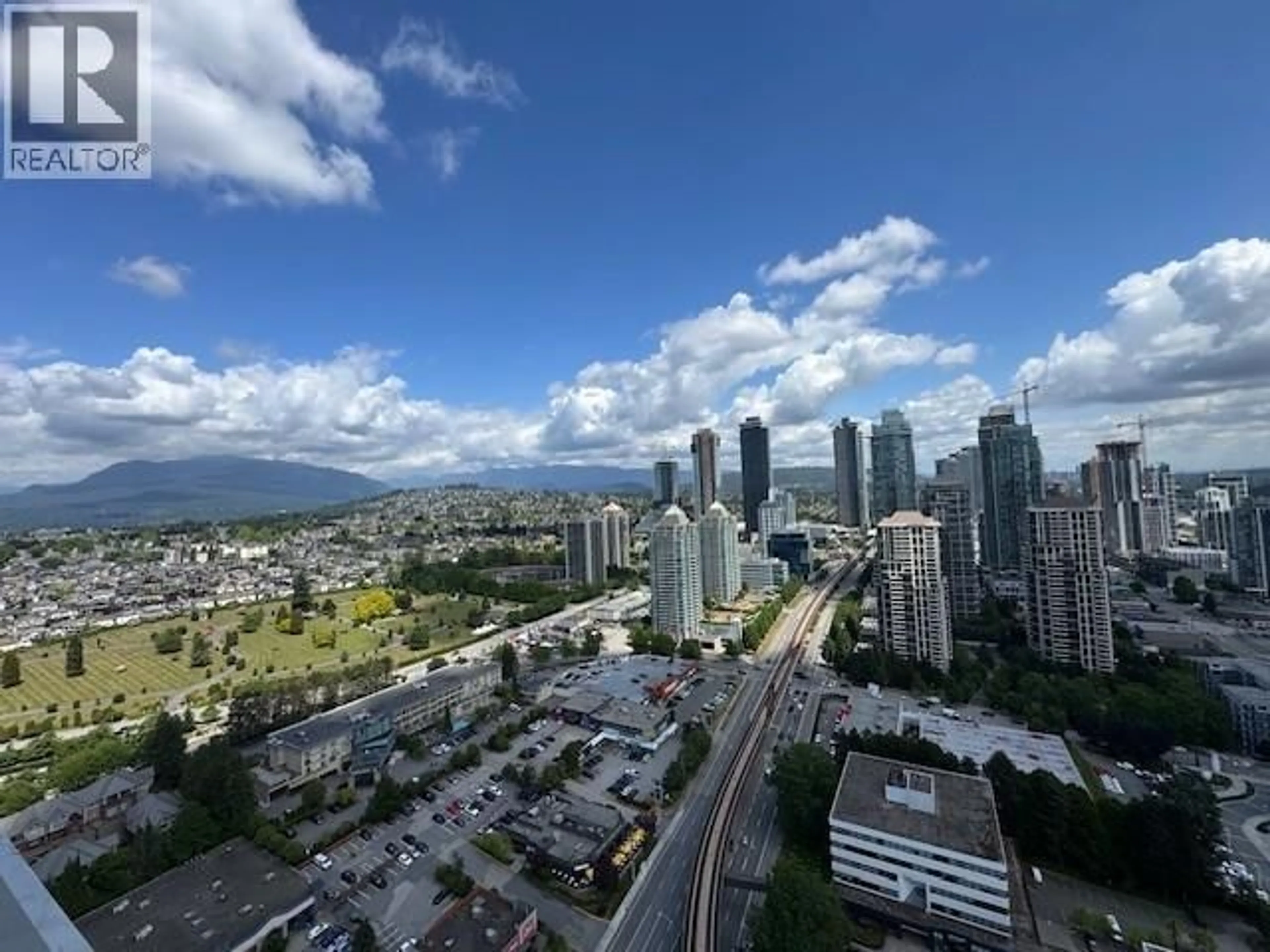 A pic from outside/outdoor area/front of a property/back of a property/a pic from drone, city buildings view from balcony for 3609 - 4168 LOUGHEED HIGHWAY, Burnaby British Columbia V5C0N9