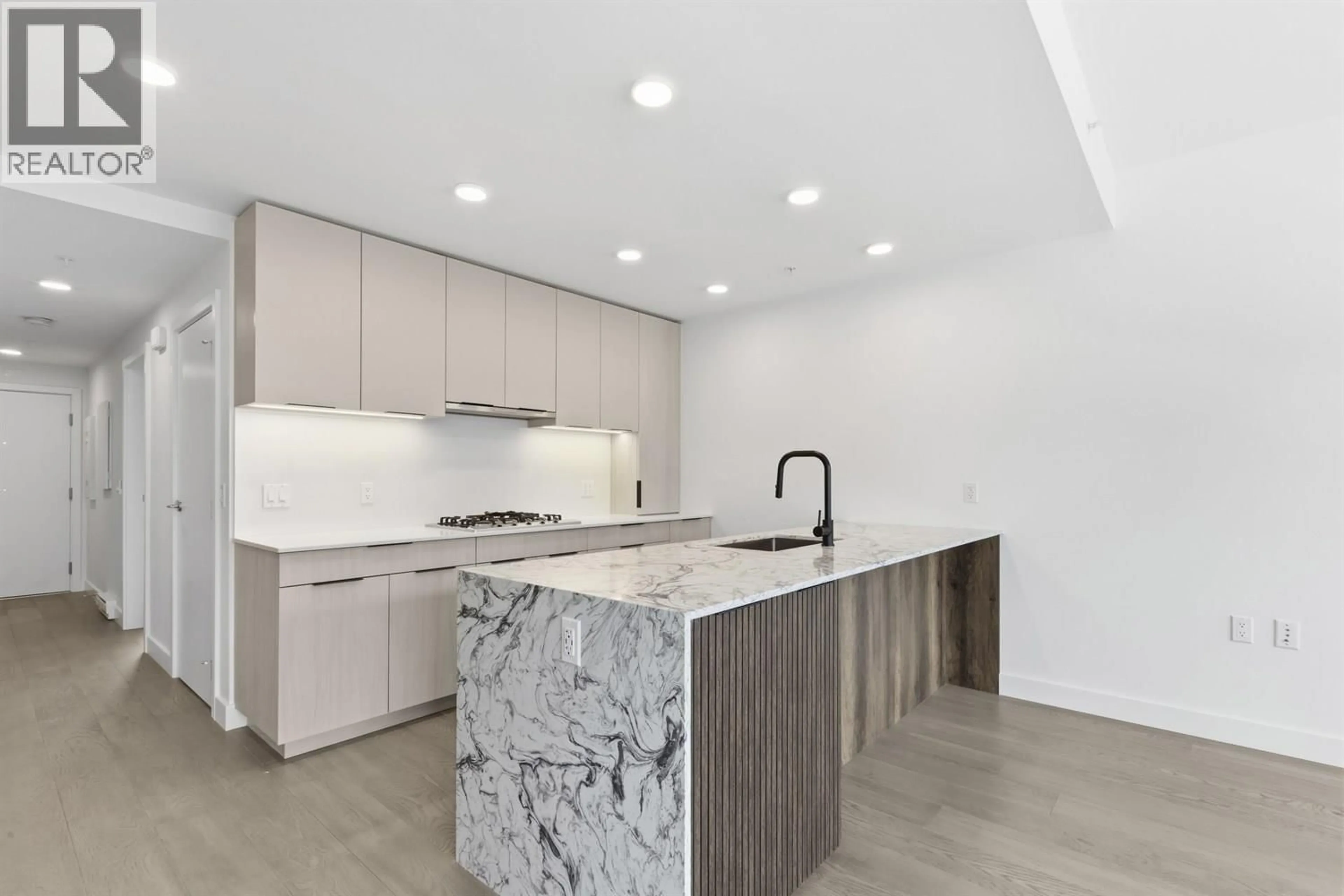 Open concept kitchen, unknown for 304 - 3590 39TH AVENUE, Vancouver British Columbia V6N3A5