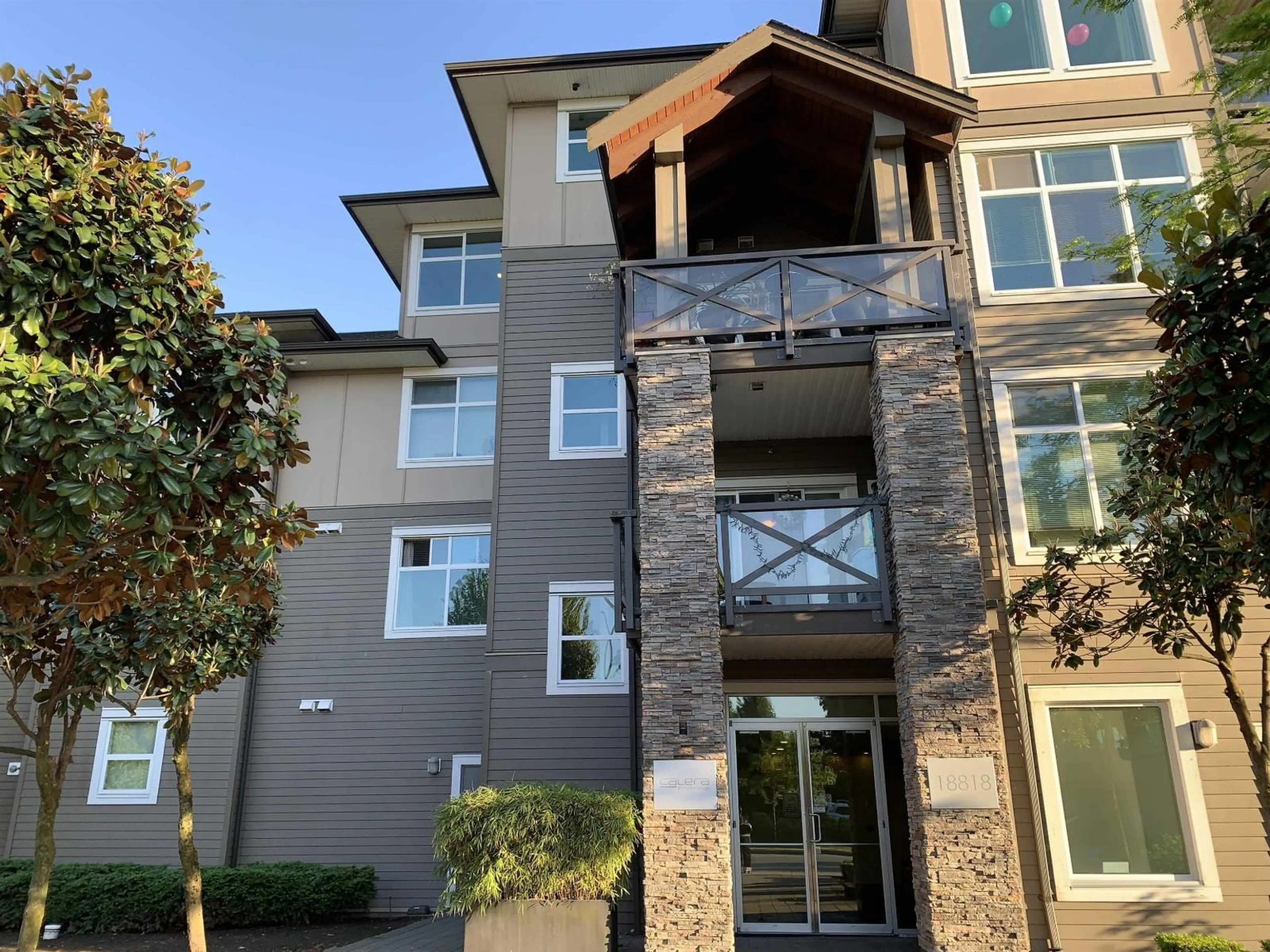 Unknown for 322 - 18818 68 AVENUE, Surrey British Columbia V4N6K2