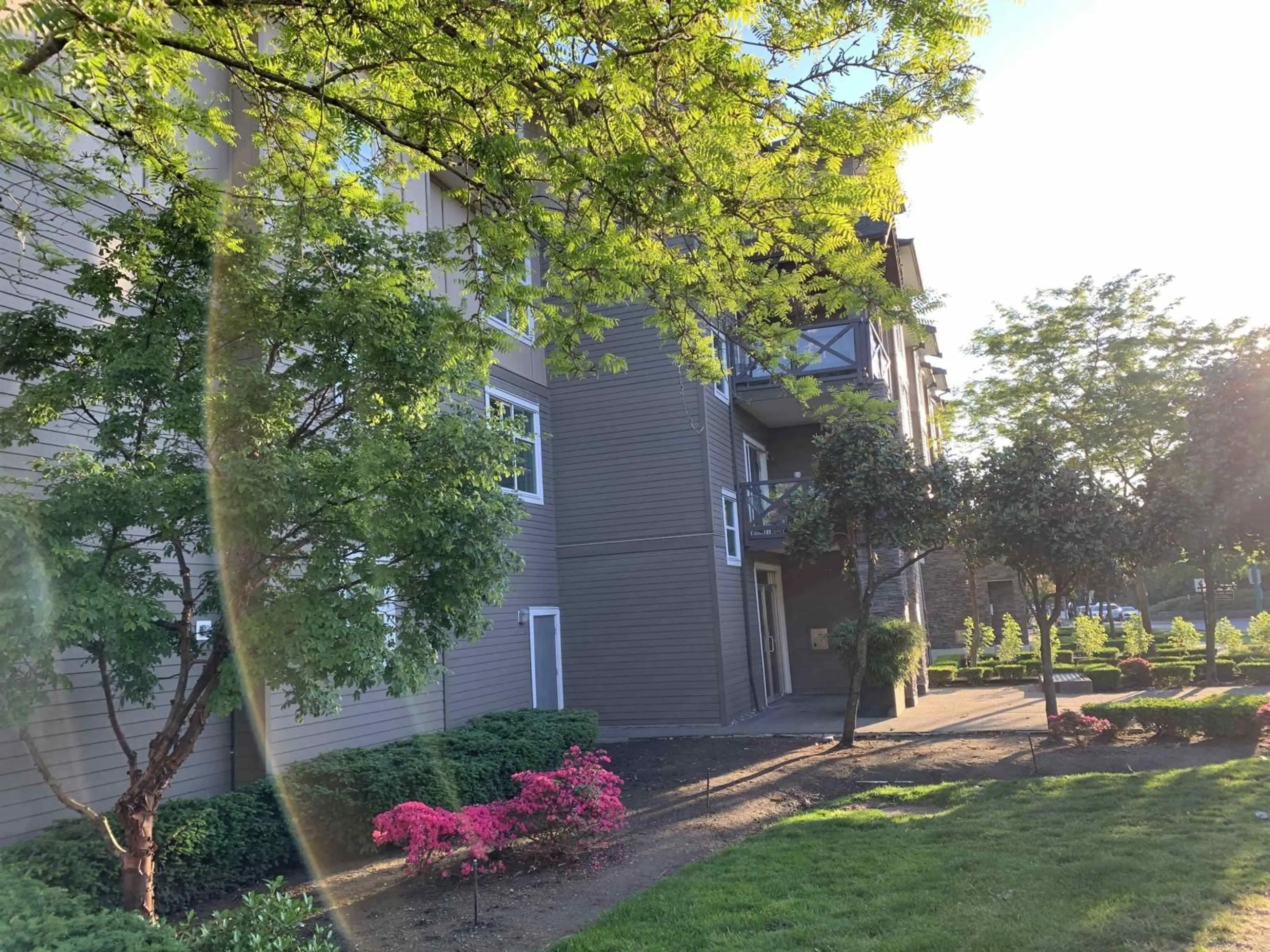 Unknown for 322 - 18818 68 AVENUE, Surrey British Columbia V4N6K2