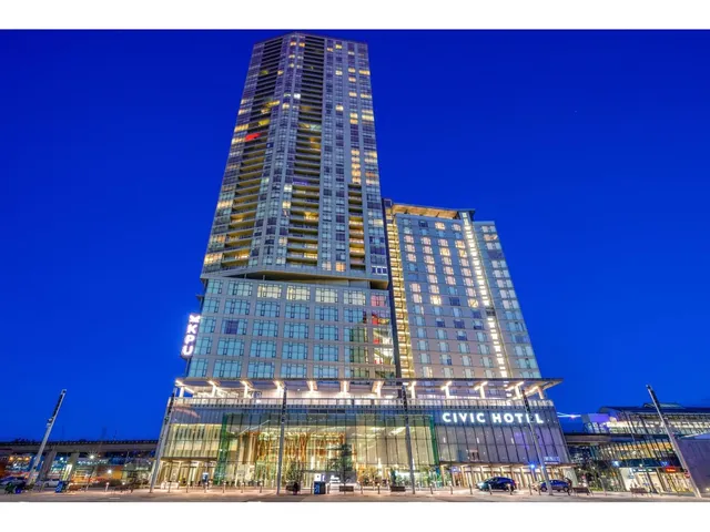4501 - 13495 CENTRAL AVENUE, Surrey 2