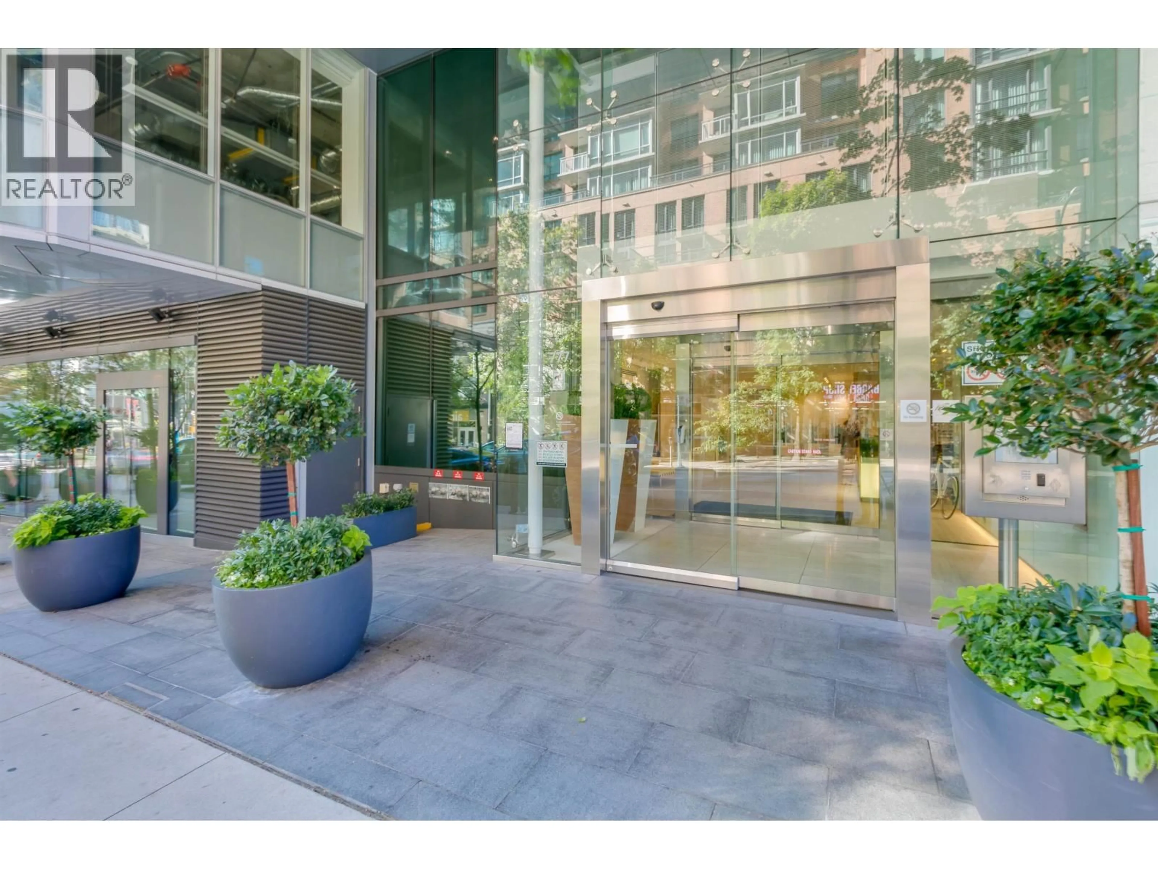 Indoor foyer for 2608 - 777 RICHARDS STREET, Vancouver British Columbia V6B0M6