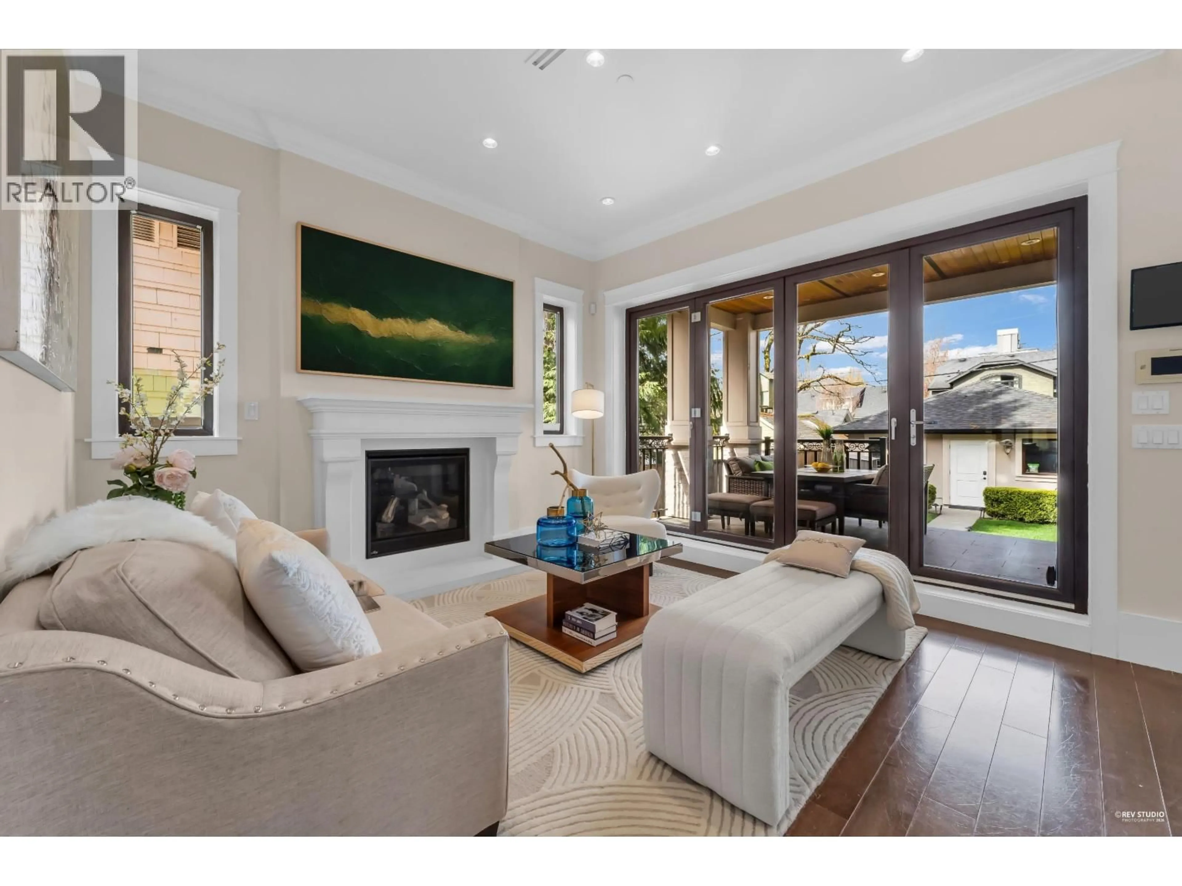 Living room with furniture, unknown for 2149 46TH AVENUE, Vancouver British Columbia V6M2L2