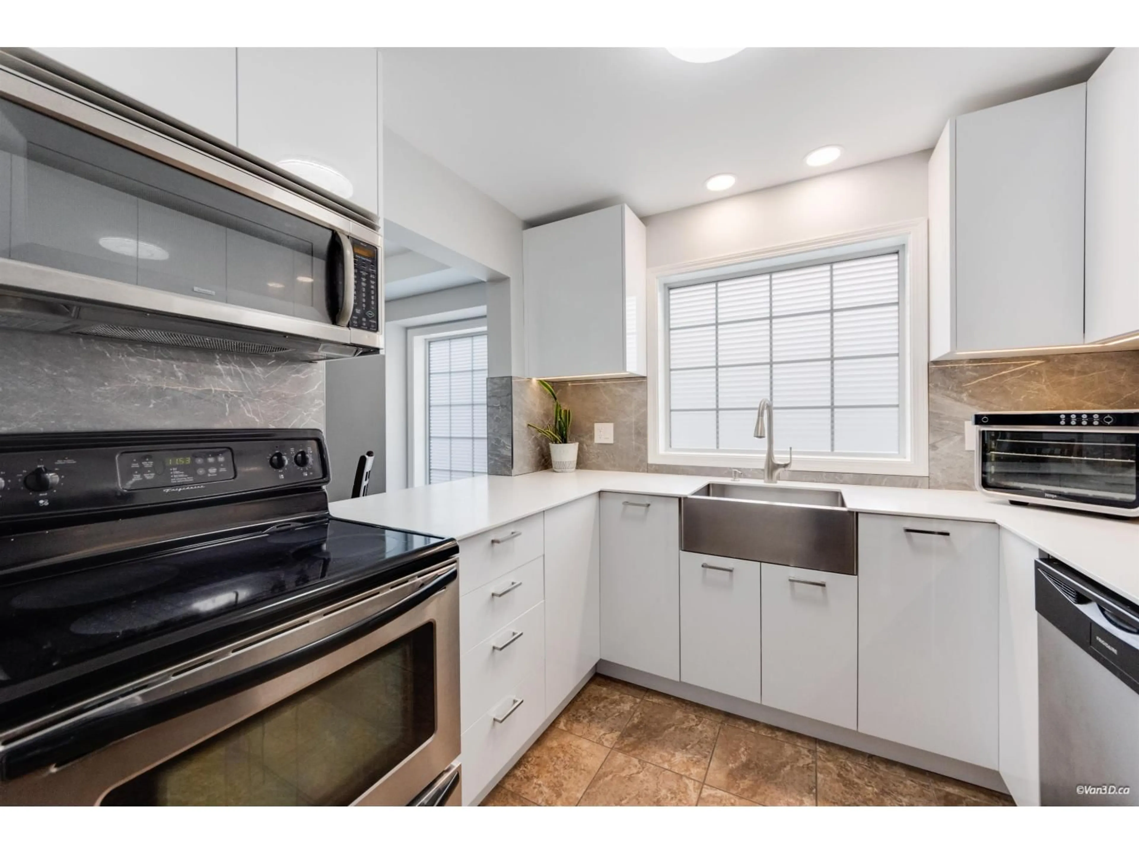 Unknown for 1 - 9437 HAZEL STREET, Chilliwack British Columbia V2P5M9