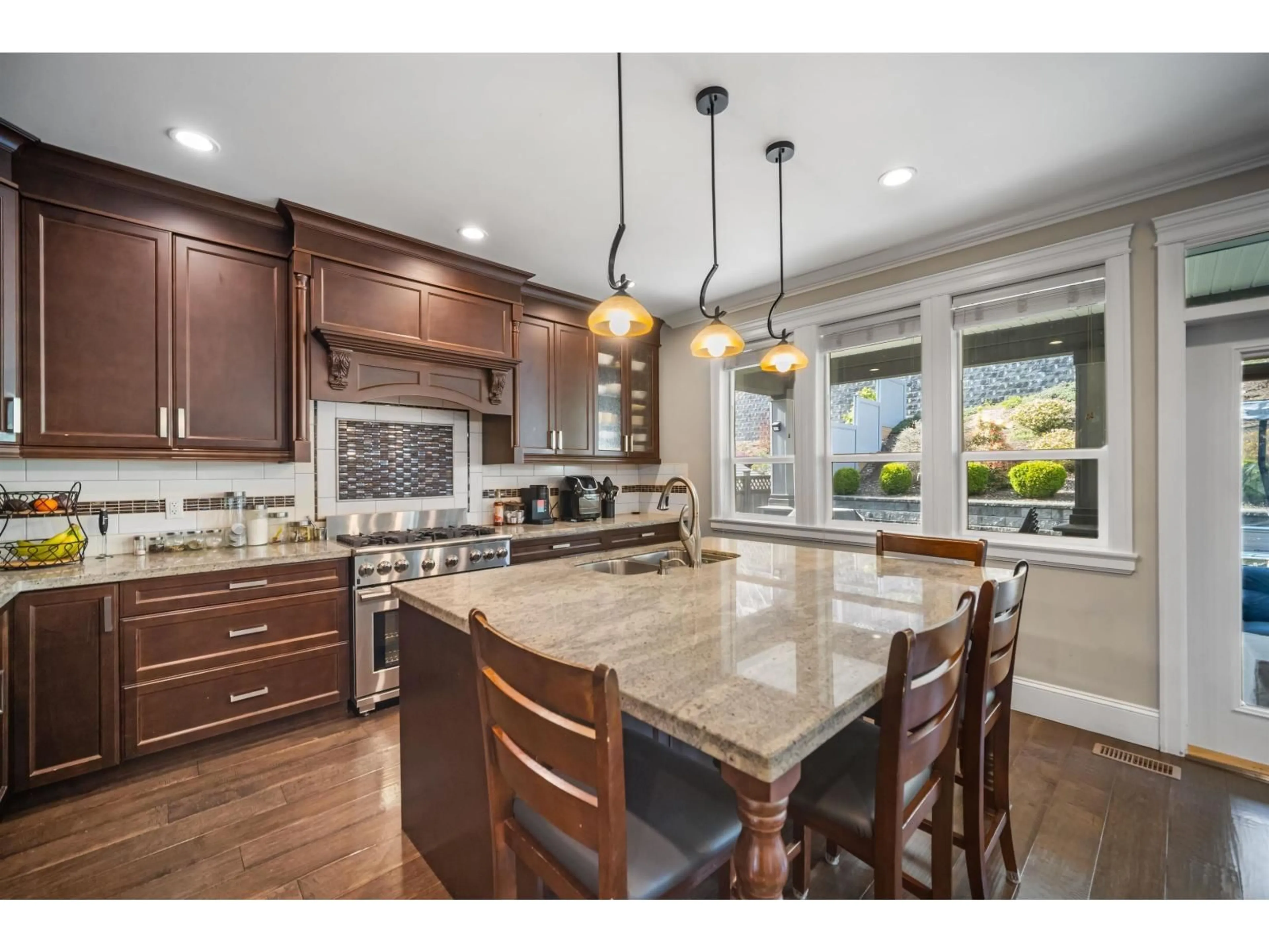 Open concept kitchen, unknown for 2343 MERLOT BOULEVARD, Abbotsford British Columbia V4X0A6