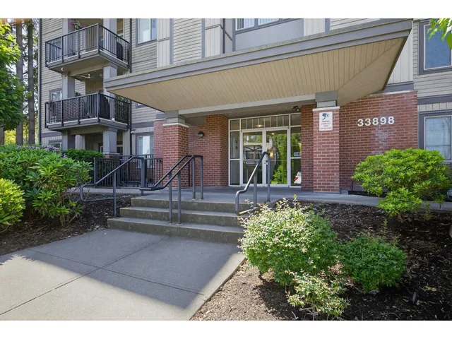 204 - 33898 PINE STREET, Abbotsford 4