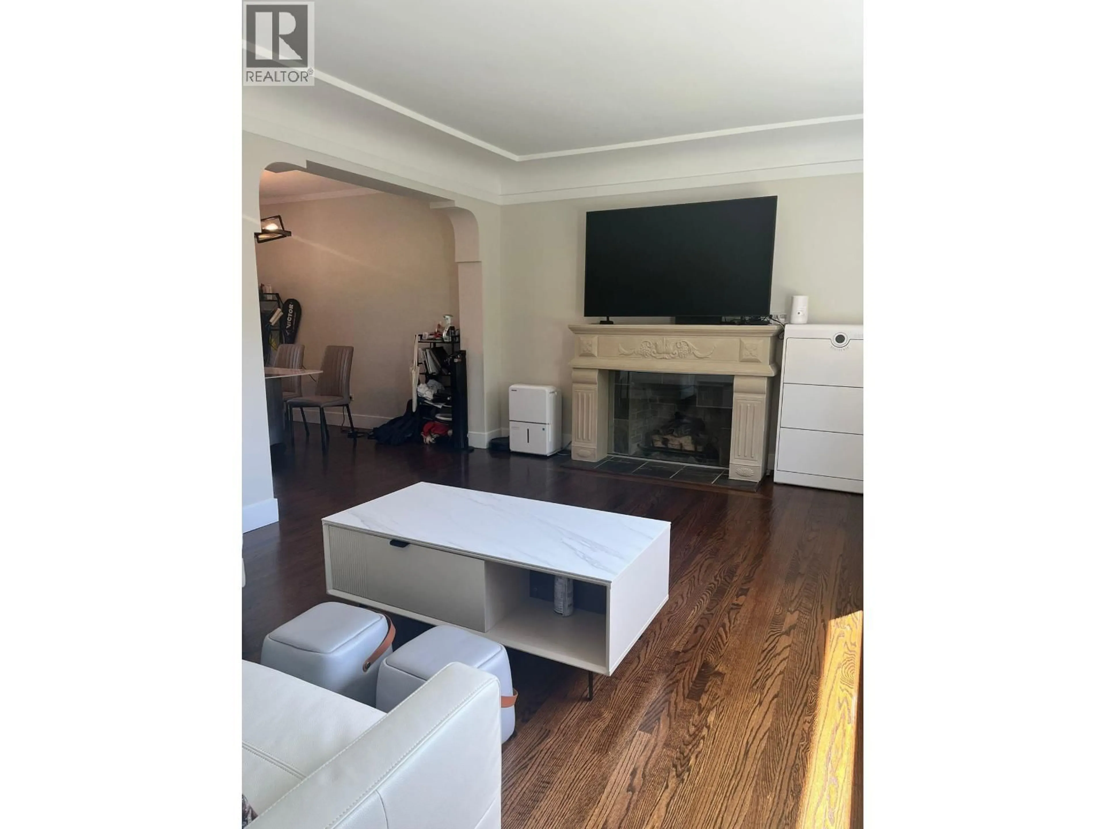Living room with furniture, wood/laminate floor for 731 KING EDWARD STREET, Vancouver British Columbia V5Z2C7