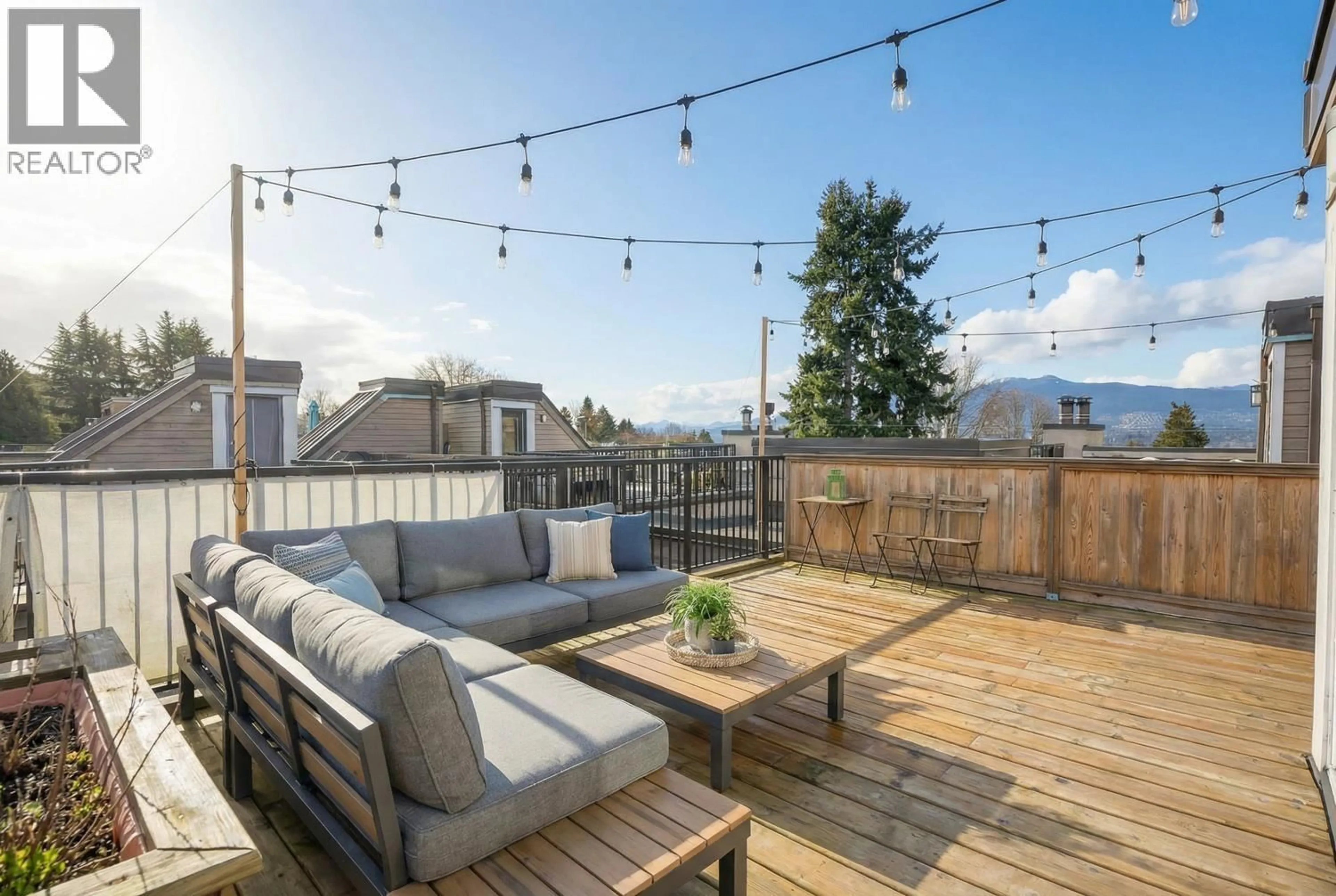 Patio, mountain view for 311 - 1922 7TH AVENUE, Vancouver British Columbia V6J1T1