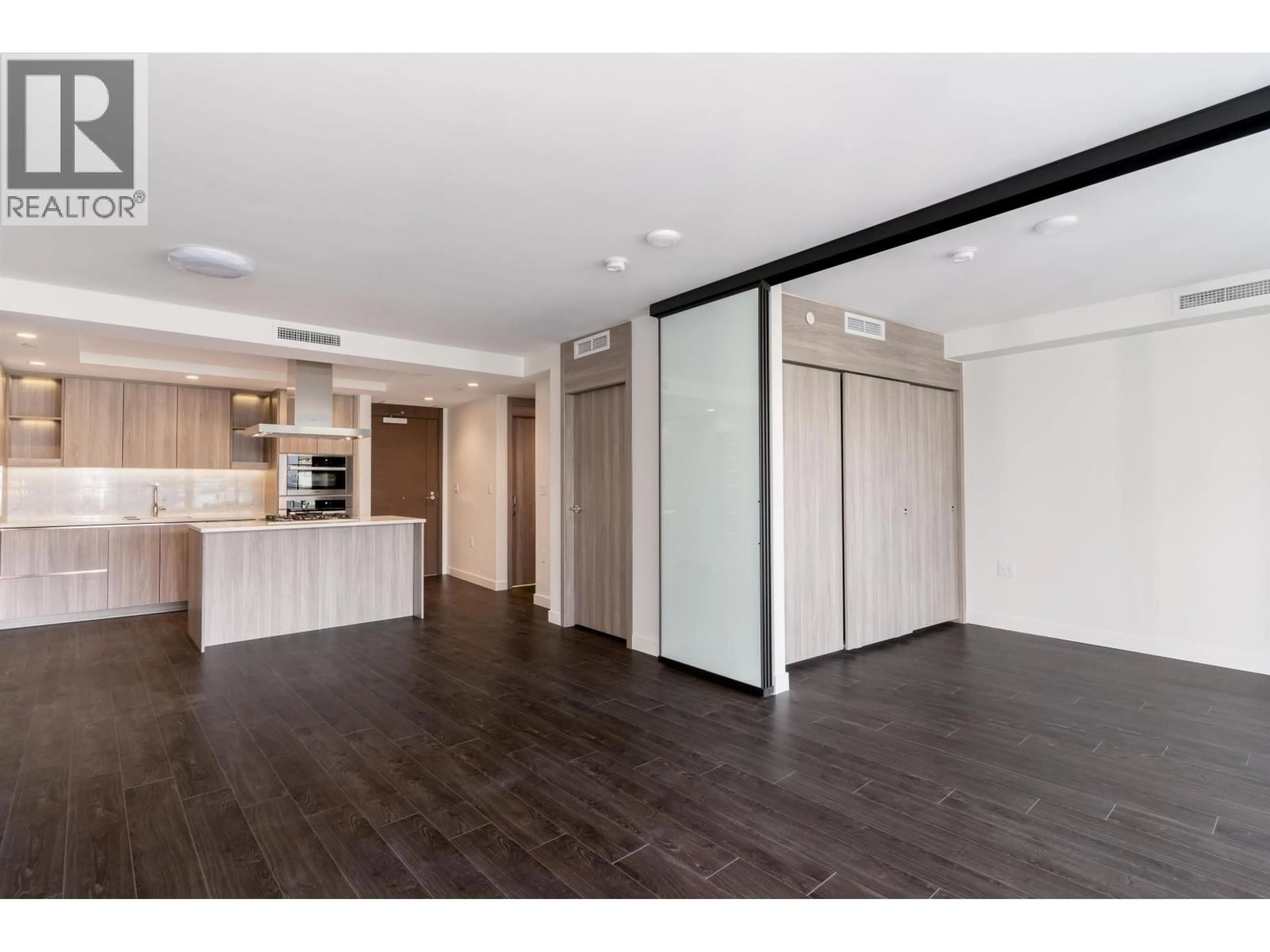 Unknown for 1012 - 1768 COOK STREET, Vancouver British Columbia V5Y0N3